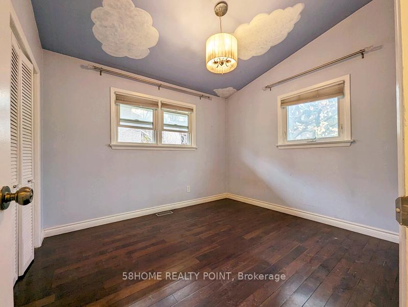 Photo 6 of 11 St Vincent Street, Barrie, North Shore — HOMEH