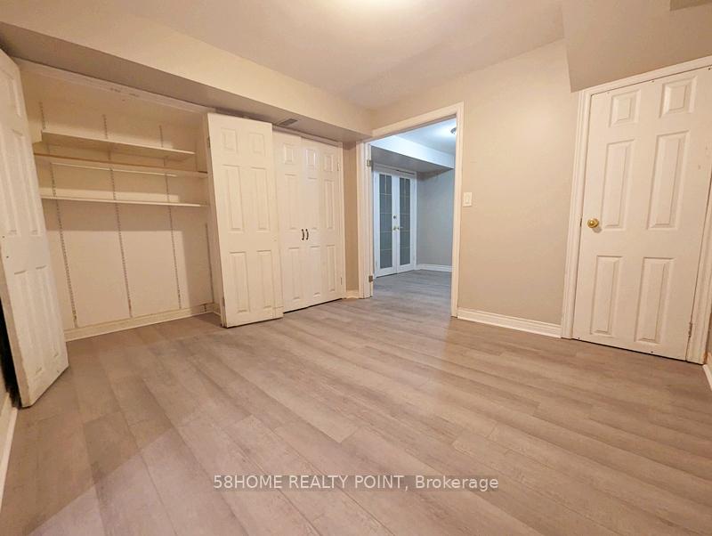 Photo 8 of 11 St Vincent Street, Barrie, North Shore — HOMEH