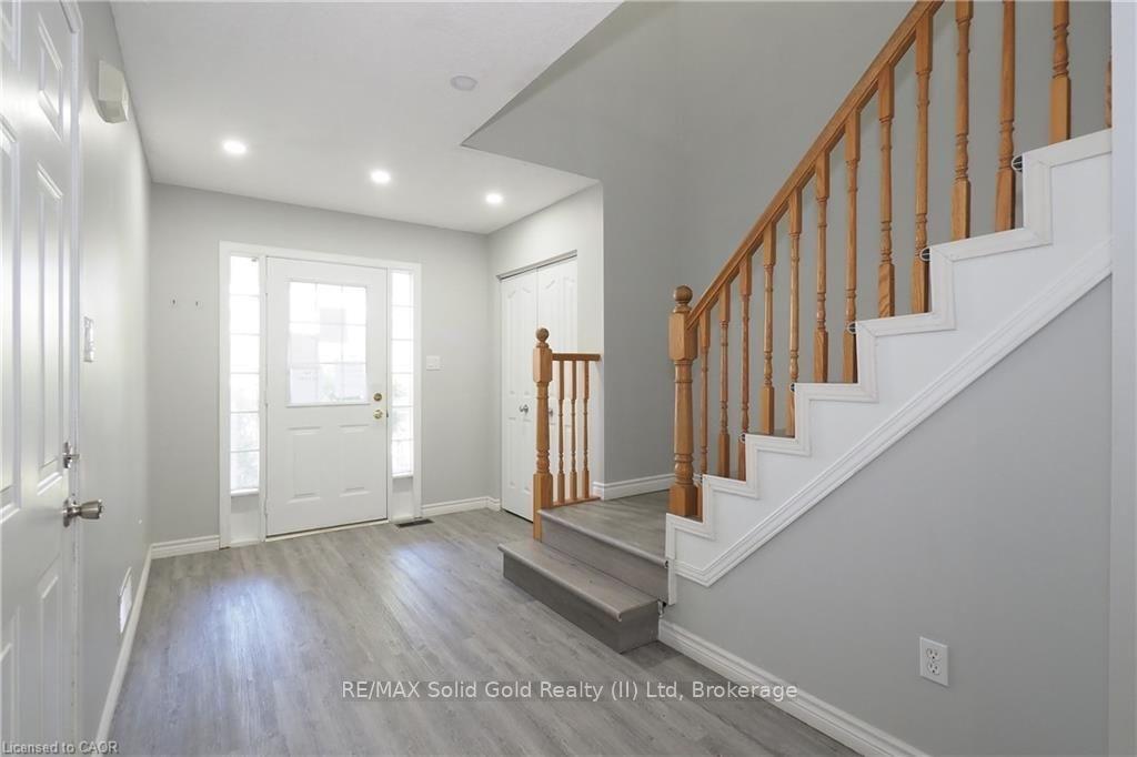 Photo 6 of 776 Paris Boulevard, Waterloo, Beechwood West — HOMEH
