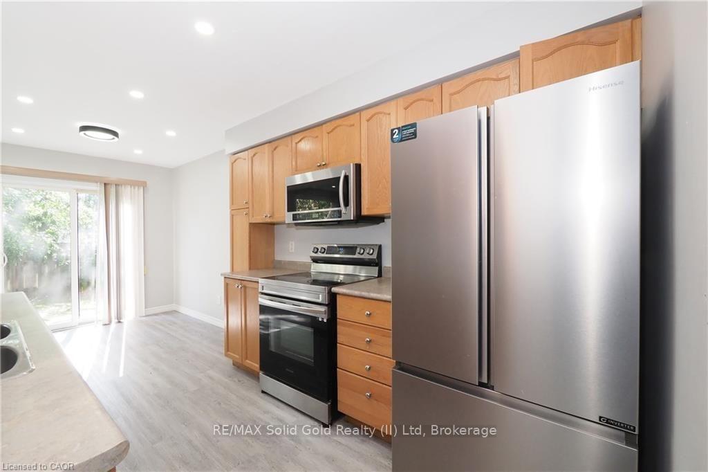 Photo 15 of 776 Paris Boulevard, Waterloo, Beechwood West — HOMEH