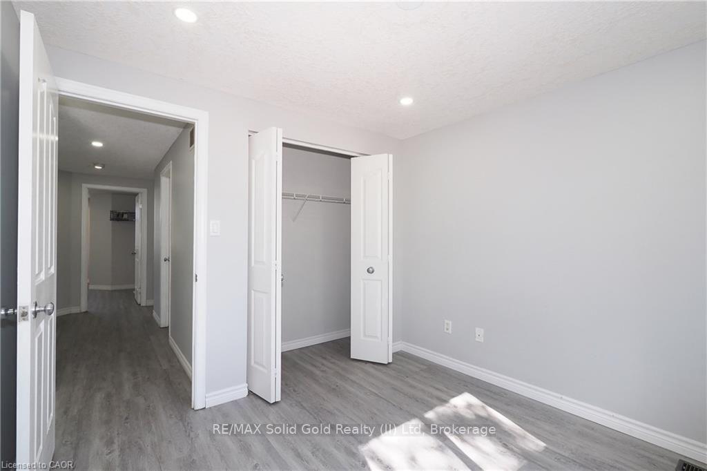 Photo 30 of 776 Paris Boulevard, Waterloo, Beechwood West — HOMEH