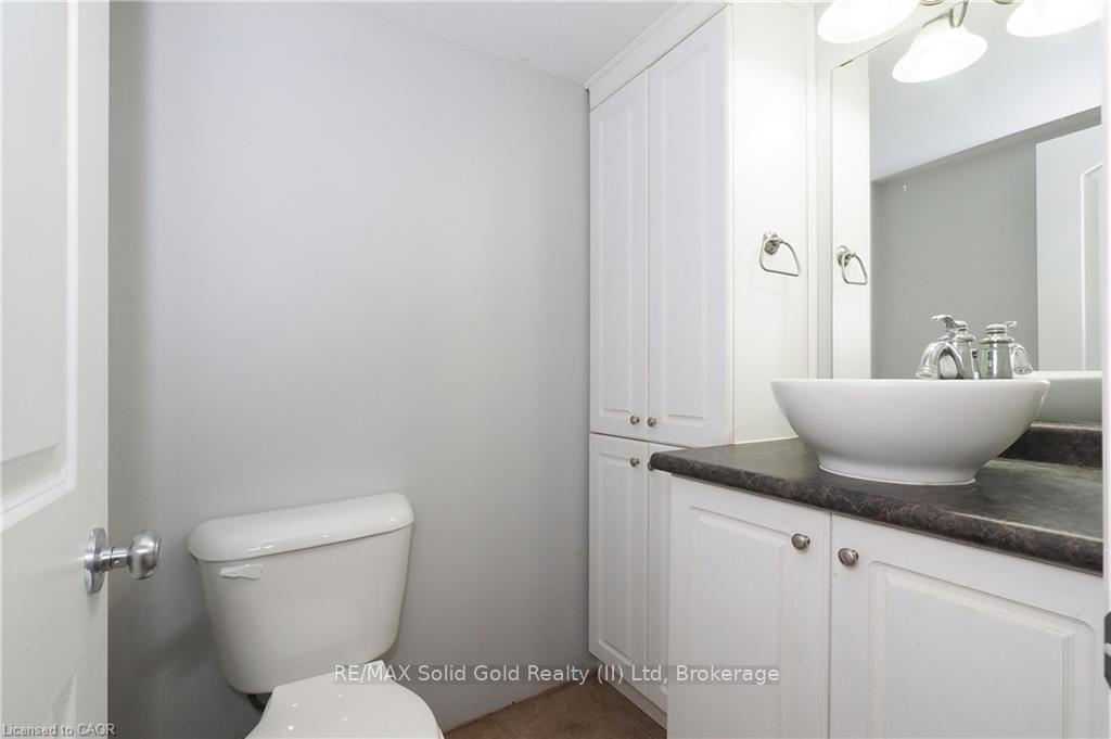 Photo 37 of 776 Paris Boulevard, Waterloo, Beechwood West — HOMEH
