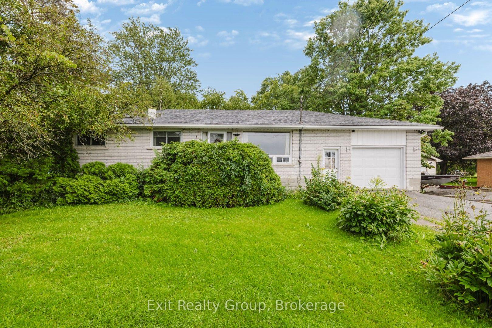 Photo 2 of 142 Sunningdale Drive, Belleville, Thurlow Ward — HOMEH