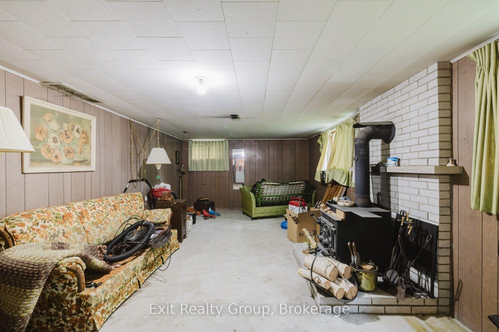 Photo 19 of 142 Sunningdale Drive, Belleville, Thurlow Ward — HOMEH
