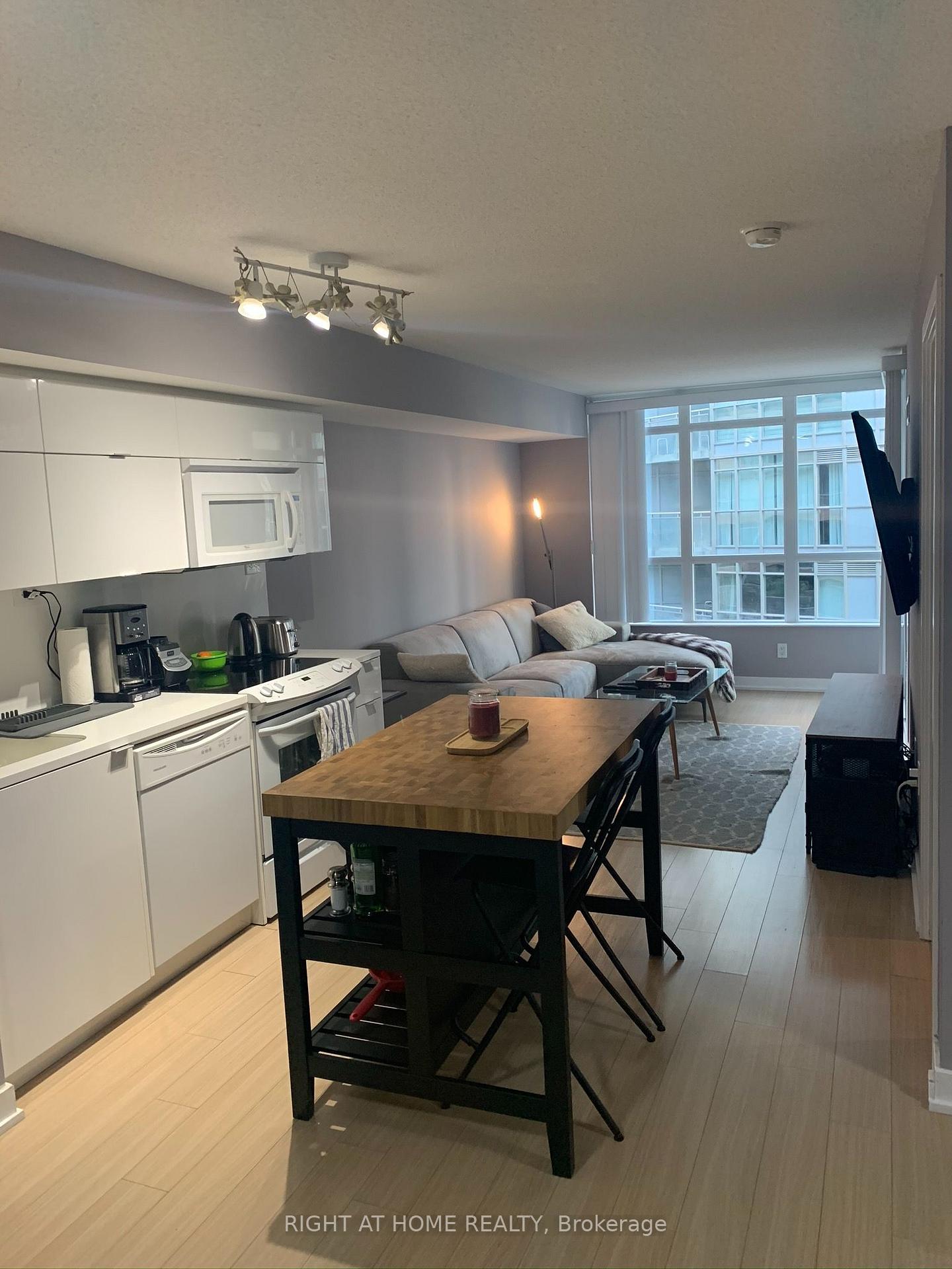 Photo 11 of Unit 549, 151 Dan Leckie Way, Toronto, Waterfront Communities — HOMEH