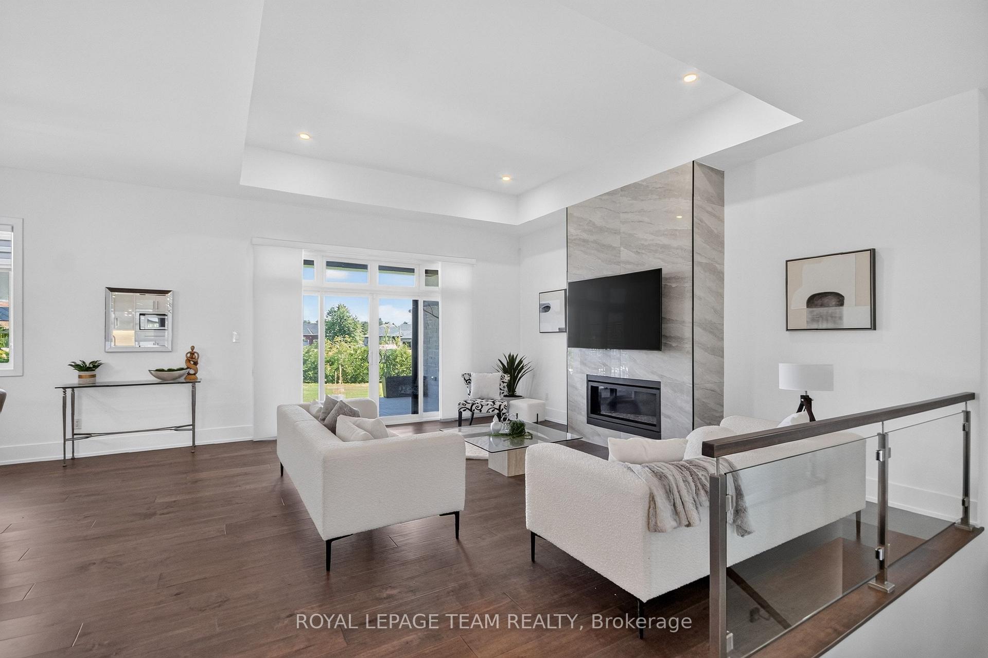 Photo 5 of 4050 Perennial Way, Ottawa, Greely — HOMEH