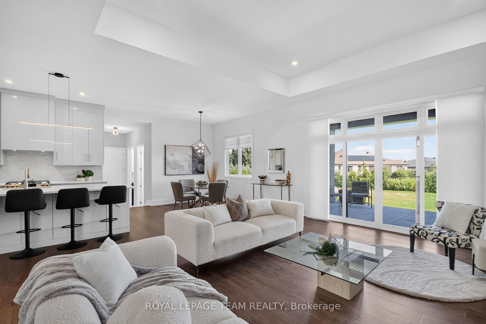 Photo 8 of 4050 Perennial Way, Ottawa, Greely — HOMEH
