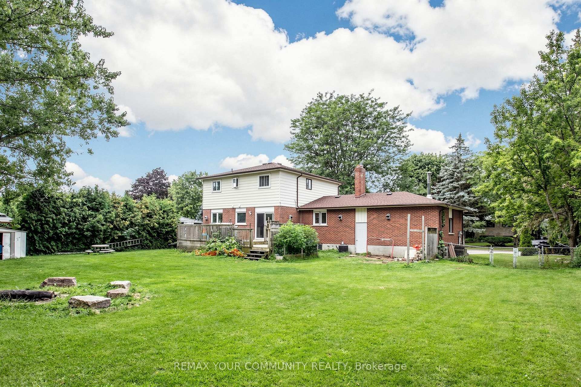 Photo 24 of 16 Ramsay Street, East Gwillimbury, Holland Landing — HOMEH