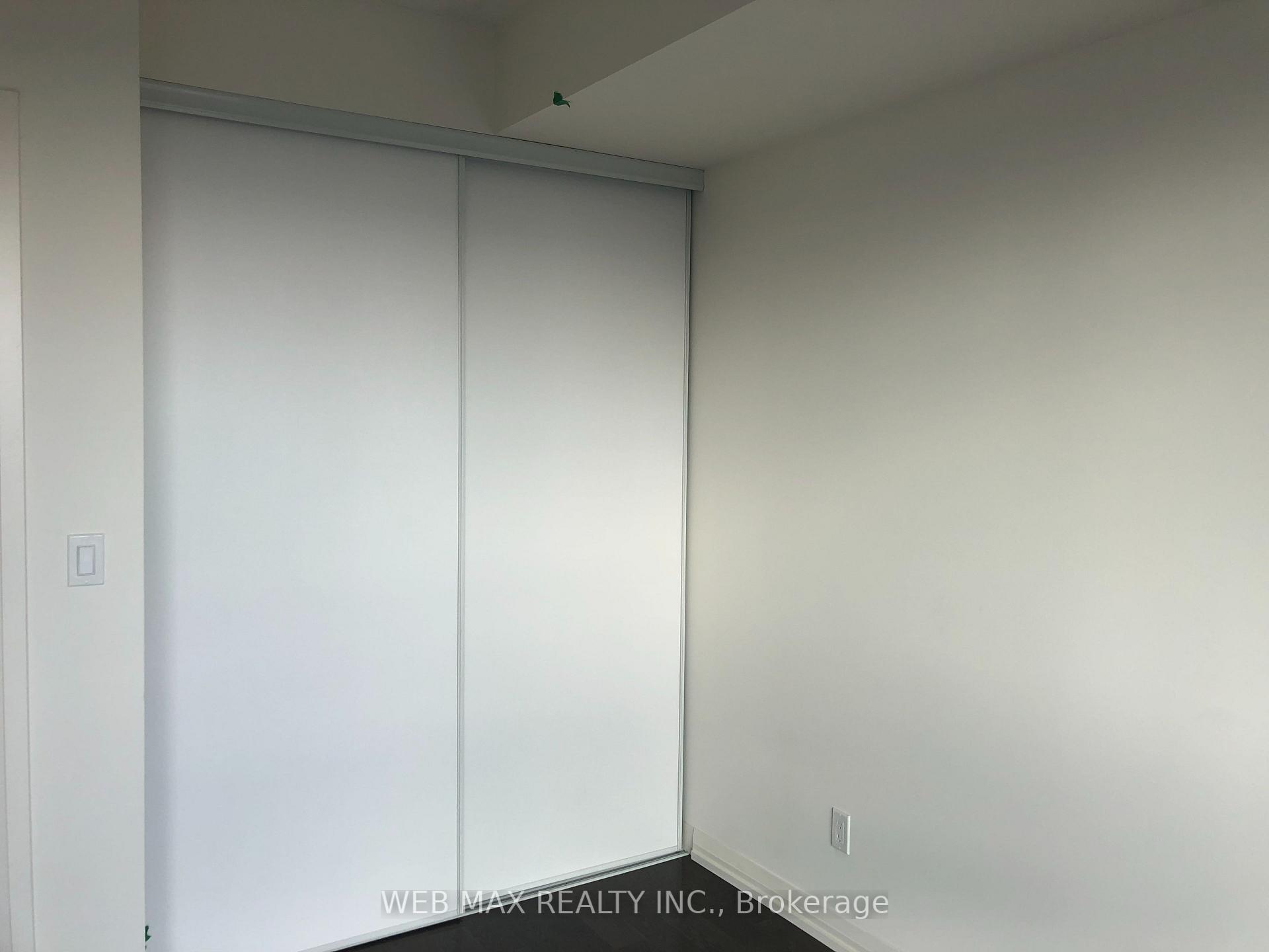 Photo 5 of Unit 1527, 460 Adelaide Abbey E, Toronto, Moss Park — HOMEH