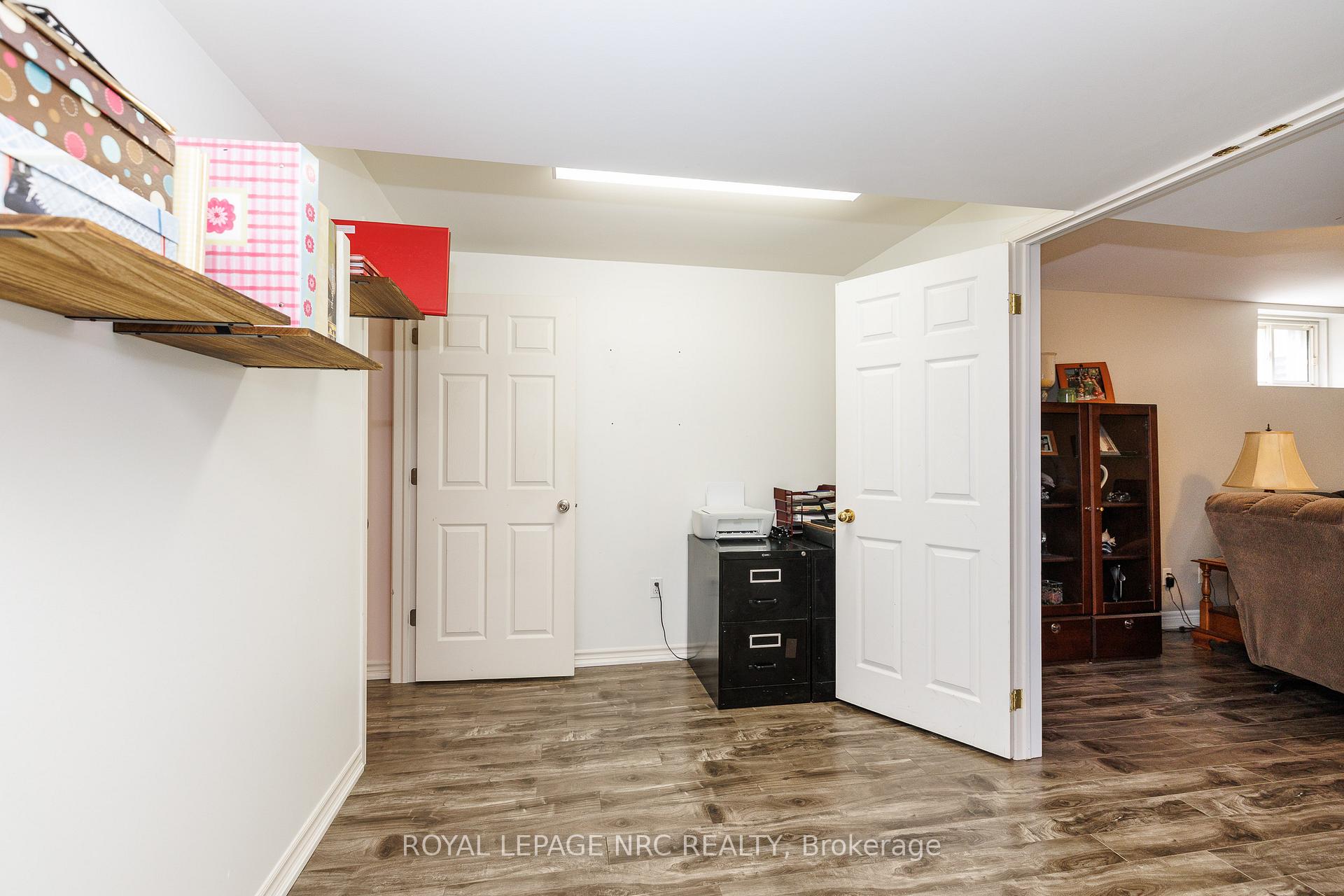 Photo 18 of 16 Leonard Drive, St. Catharines, Rykert/Vansickle — HOMEH