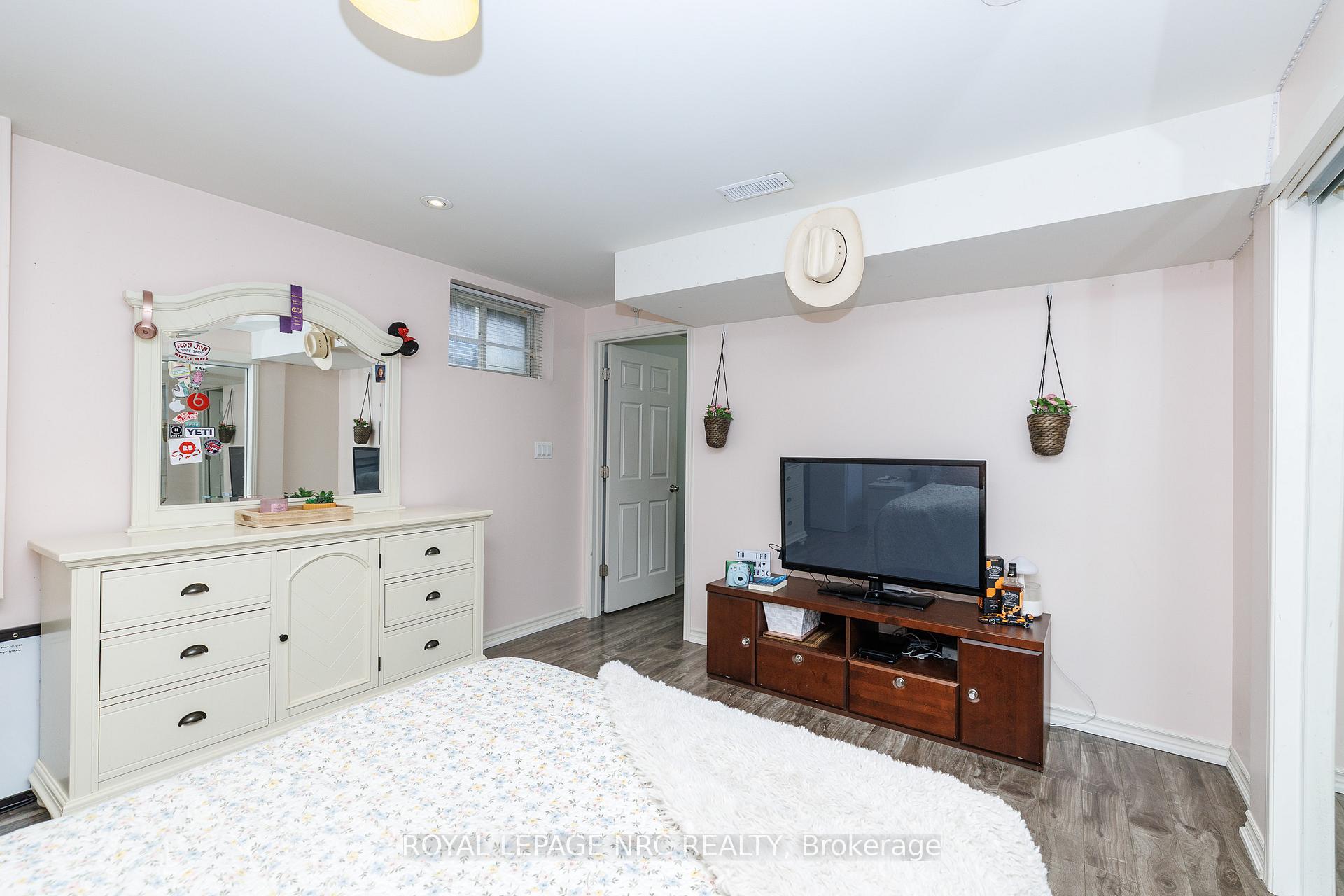 Photo 19 of 16 Leonard Drive, St. Catharines, Rykert/Vansickle — HOMEH