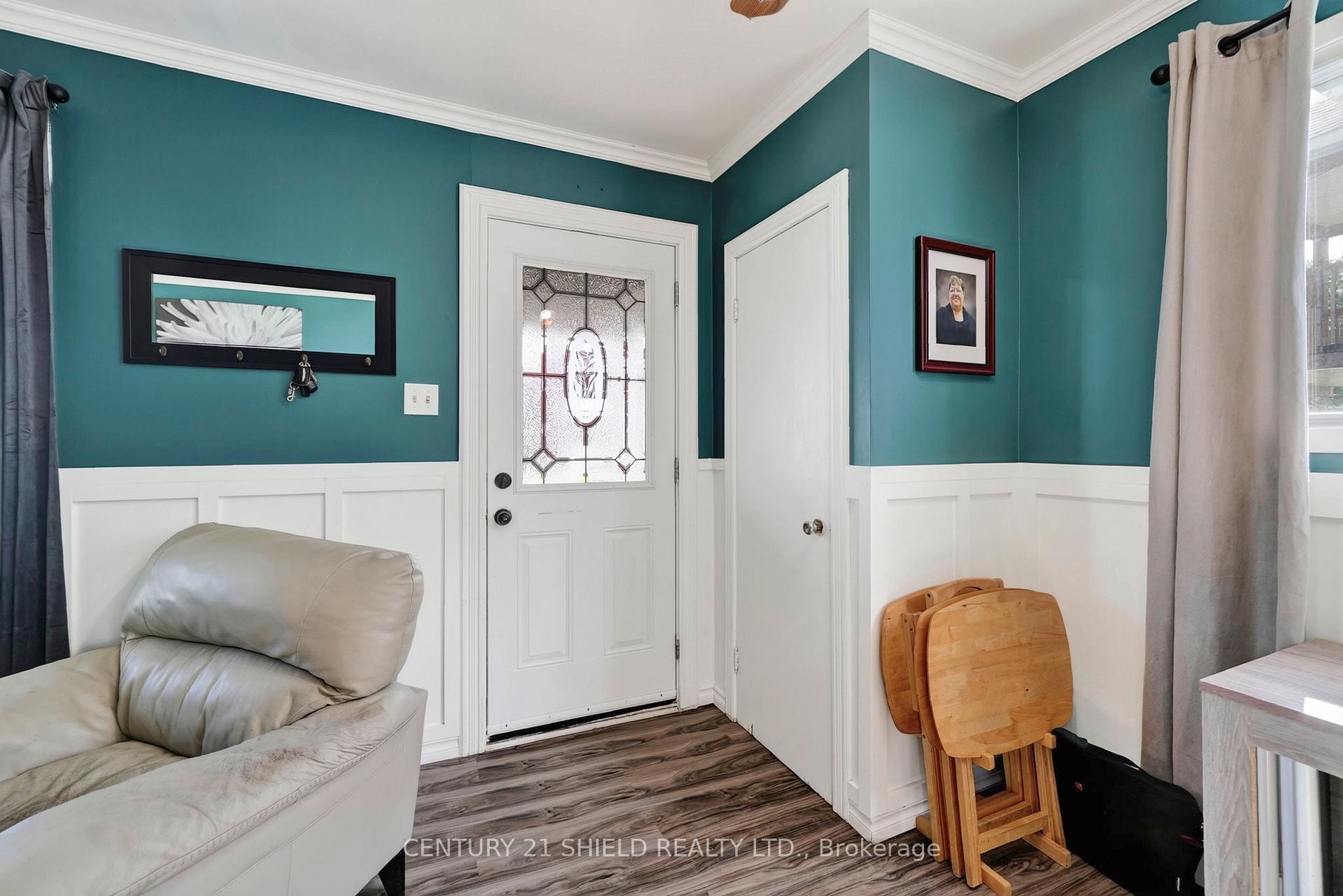 Photo 5 of 712 First Street E, Cornwall, Cornwall — HOMEH