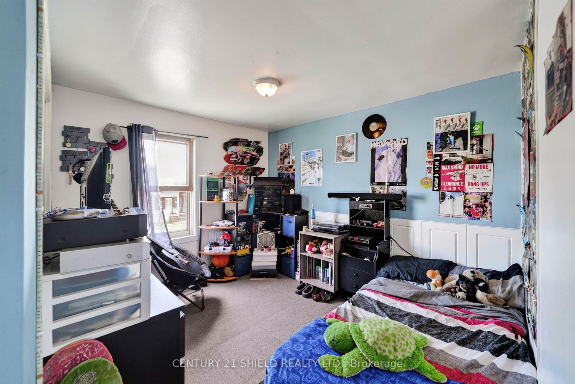 Photo 24 of 712 First Street E, Cornwall, Cornwall — HOMEH