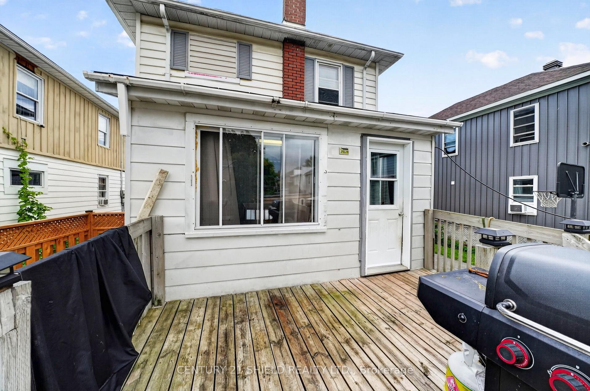 Photo 26 of 712 First Street E, Cornwall, Cornwall — HOMEH