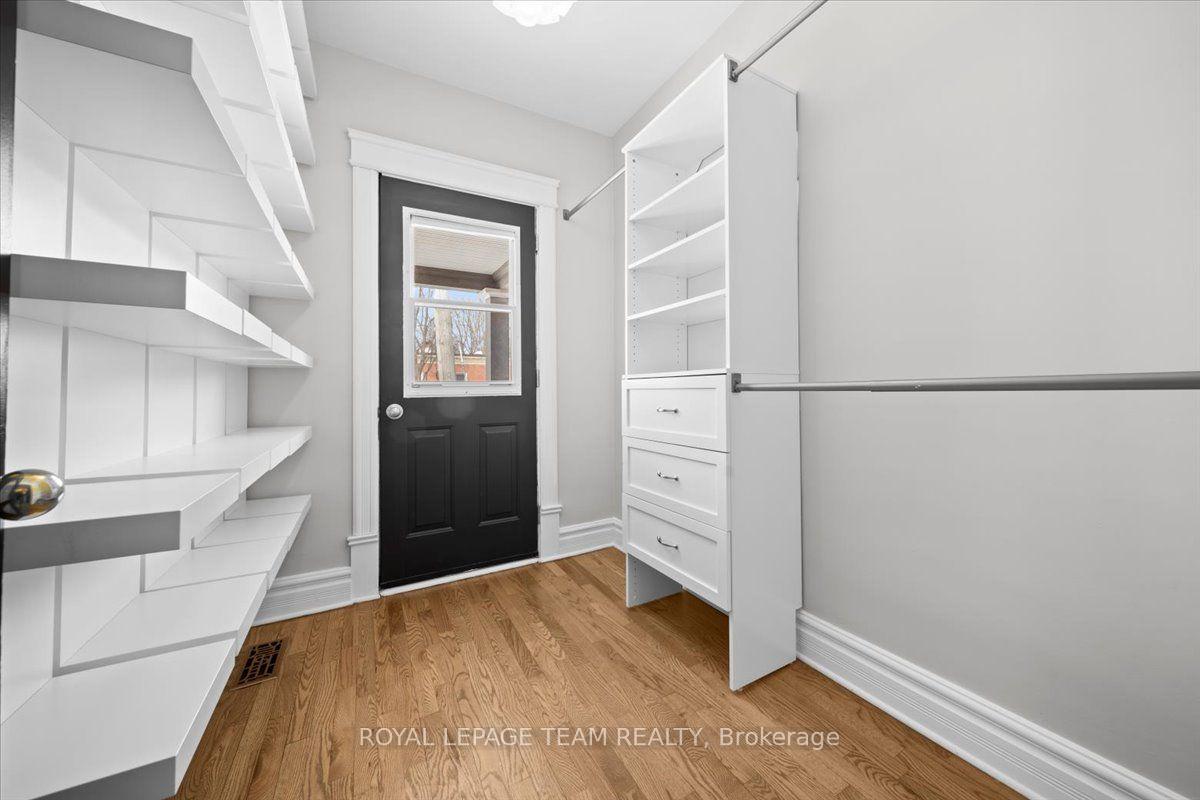 Photo 16 of 132 Elm Street, Ottawa, West Centre Town — HOMEH