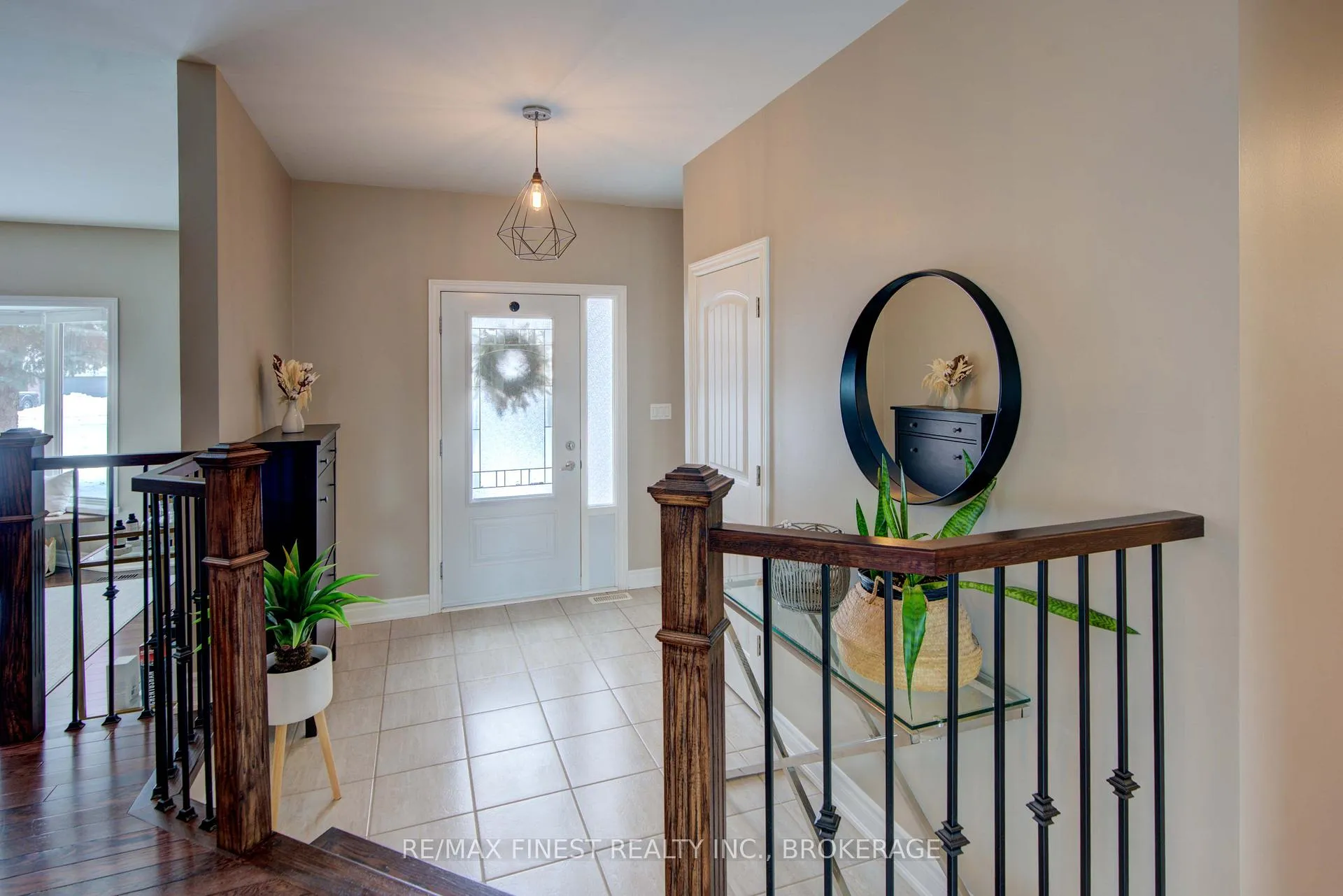 Photo 4 of 58 Point St Mark Drive, Kingston, Kingston East (Incl Barret Crt) — HOMEH