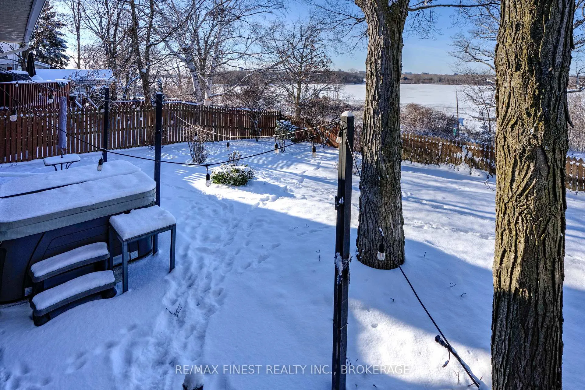 Photo 45 of 58 Point St Mark Drive, Kingston, Kingston East (Incl Barret Crt) — HOMEH