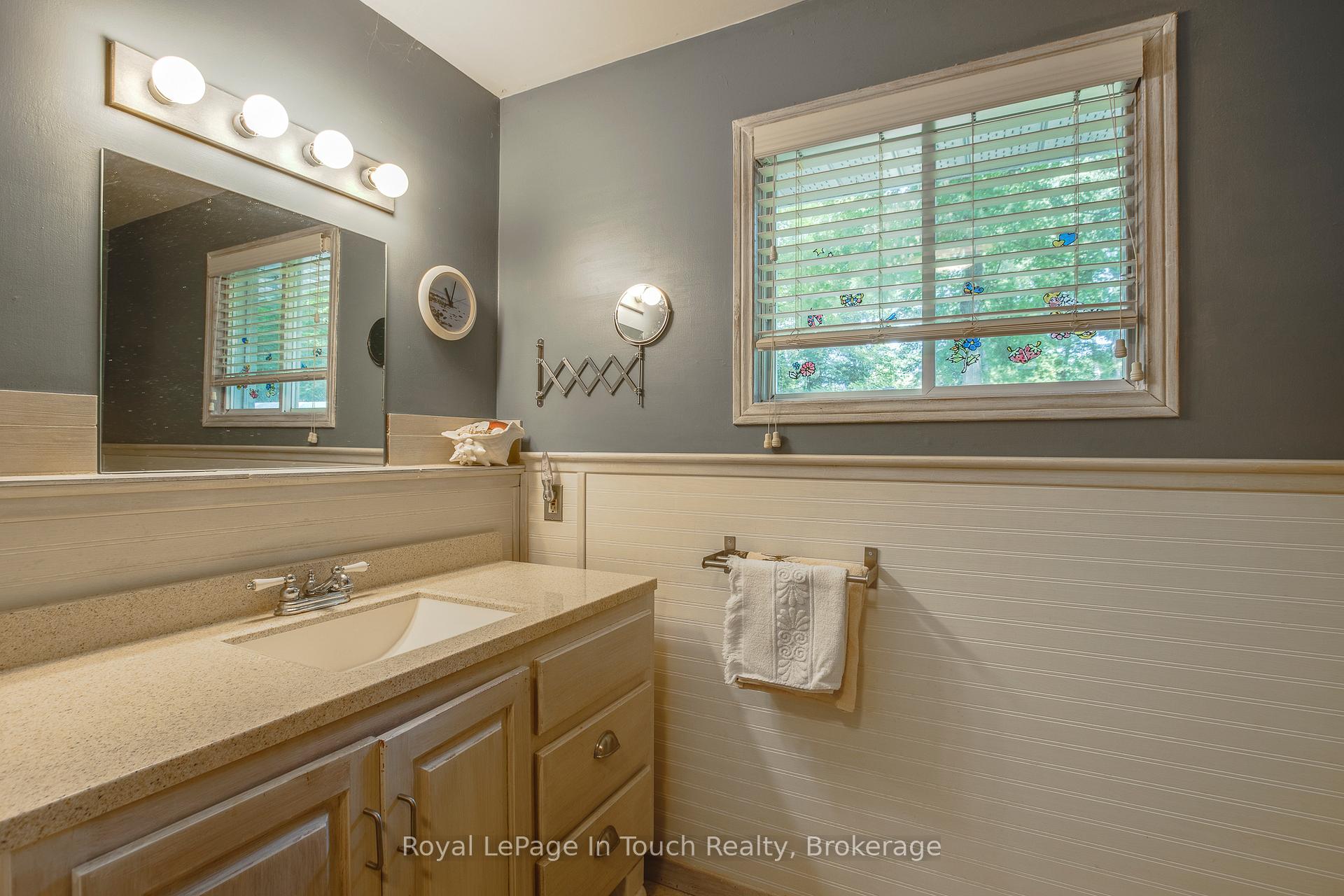 Photo 14 of 171 Oliver Drive, Tiny, Rural Tiny — HOMEH