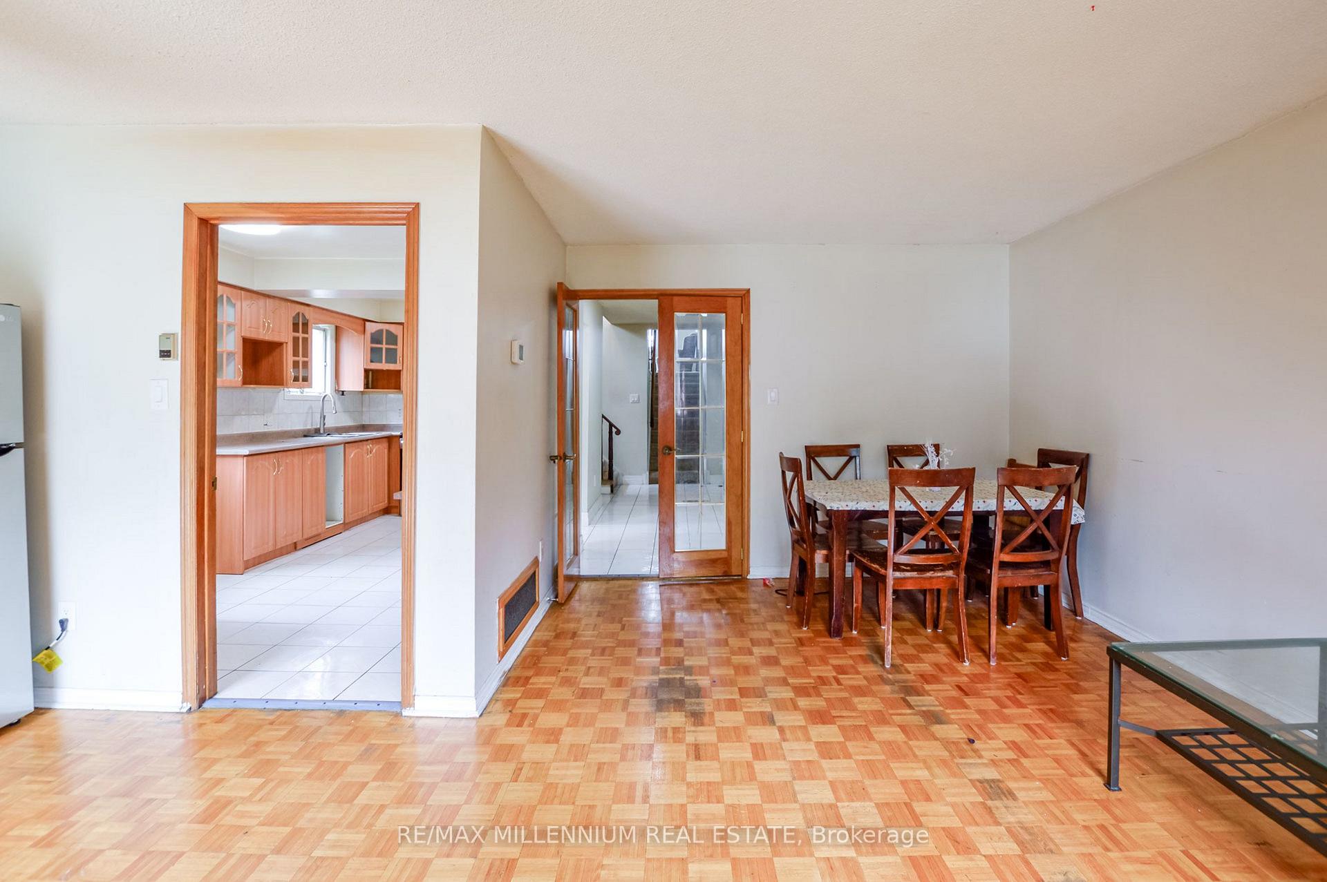 Photo 10 of 651 Shetani Place, Mississauga, Creditview — HOMEH
