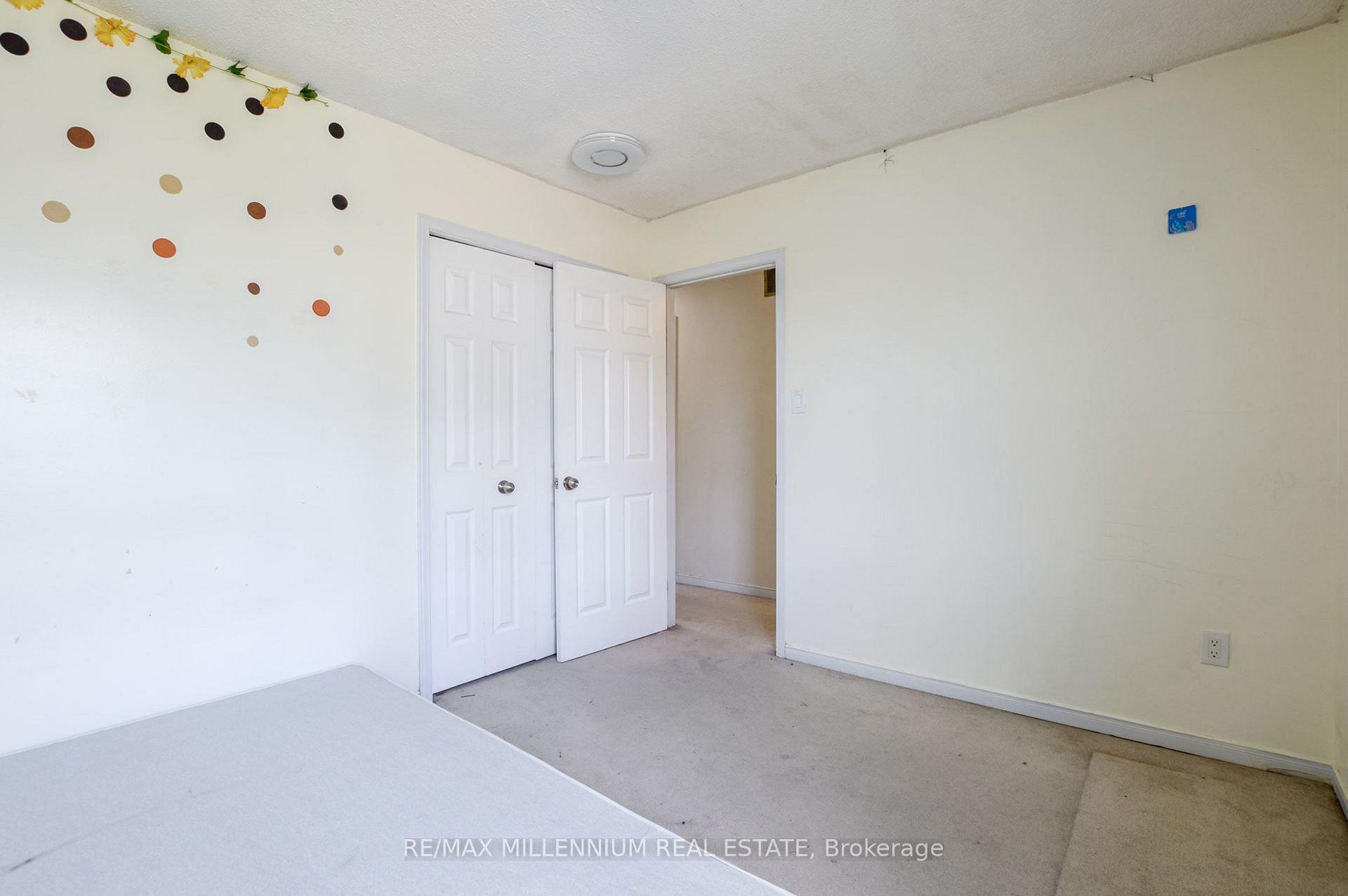 Photo 18 of 651 Shetani Place, Mississauga, Creditview — HOMEH