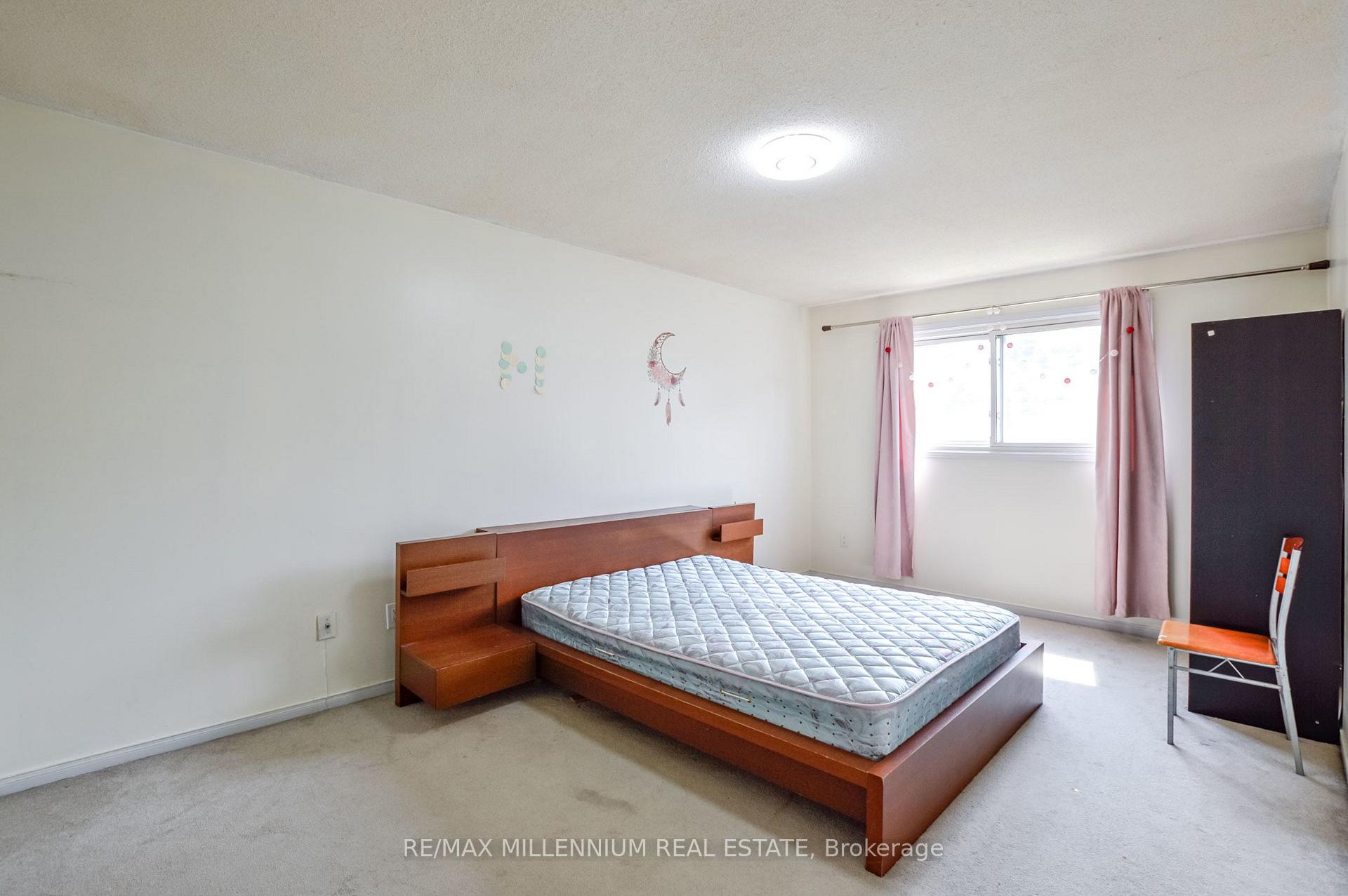 Photo 19 of 651 Shetani Place, Mississauga, Creditview — HOMEH