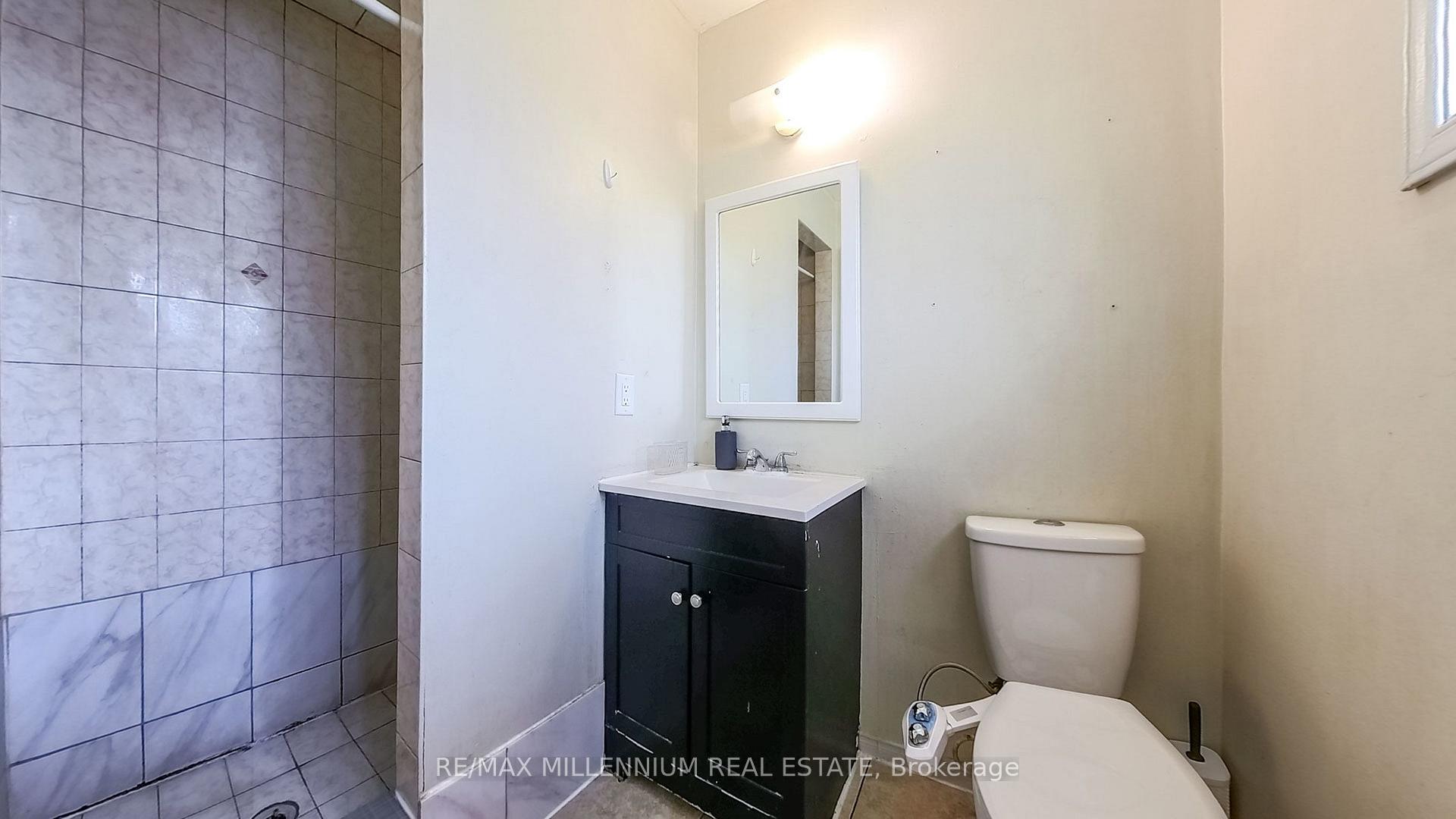 Photo 22 of 651 Shetani Place, Mississauga, Creditview — HOMEH