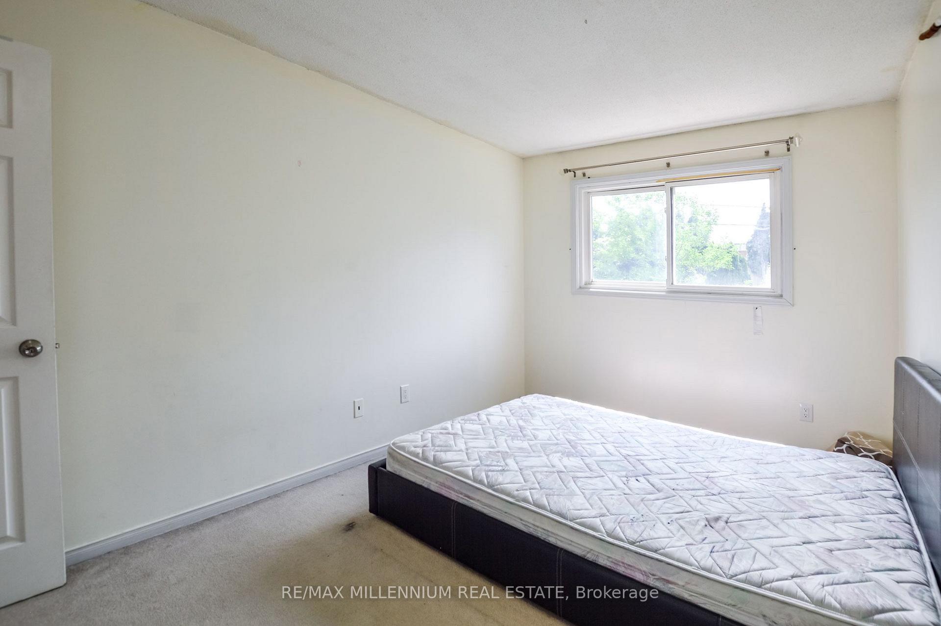 Photo 23 of 651 Shetani Place, Mississauga, Creditview — HOMEH