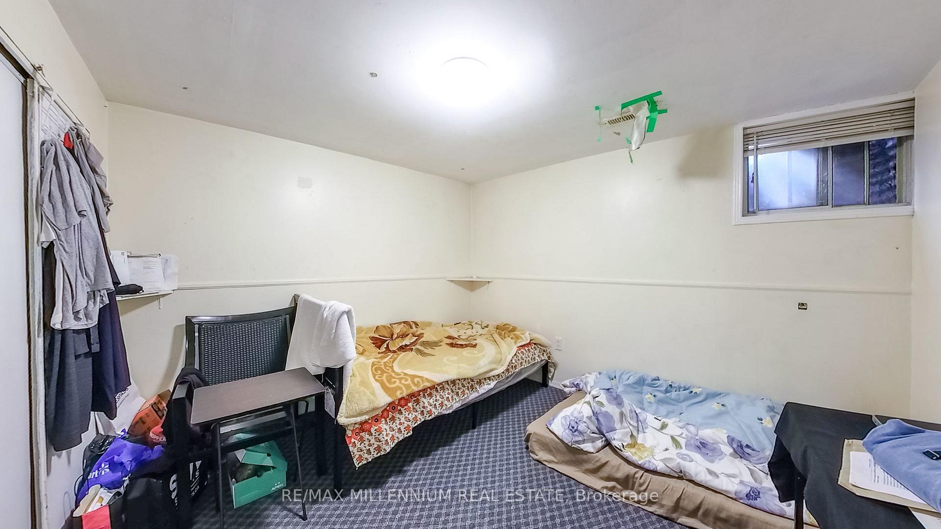 Photo 35 of 651 Shetani Place, Mississauga, Creditview — HOMEH