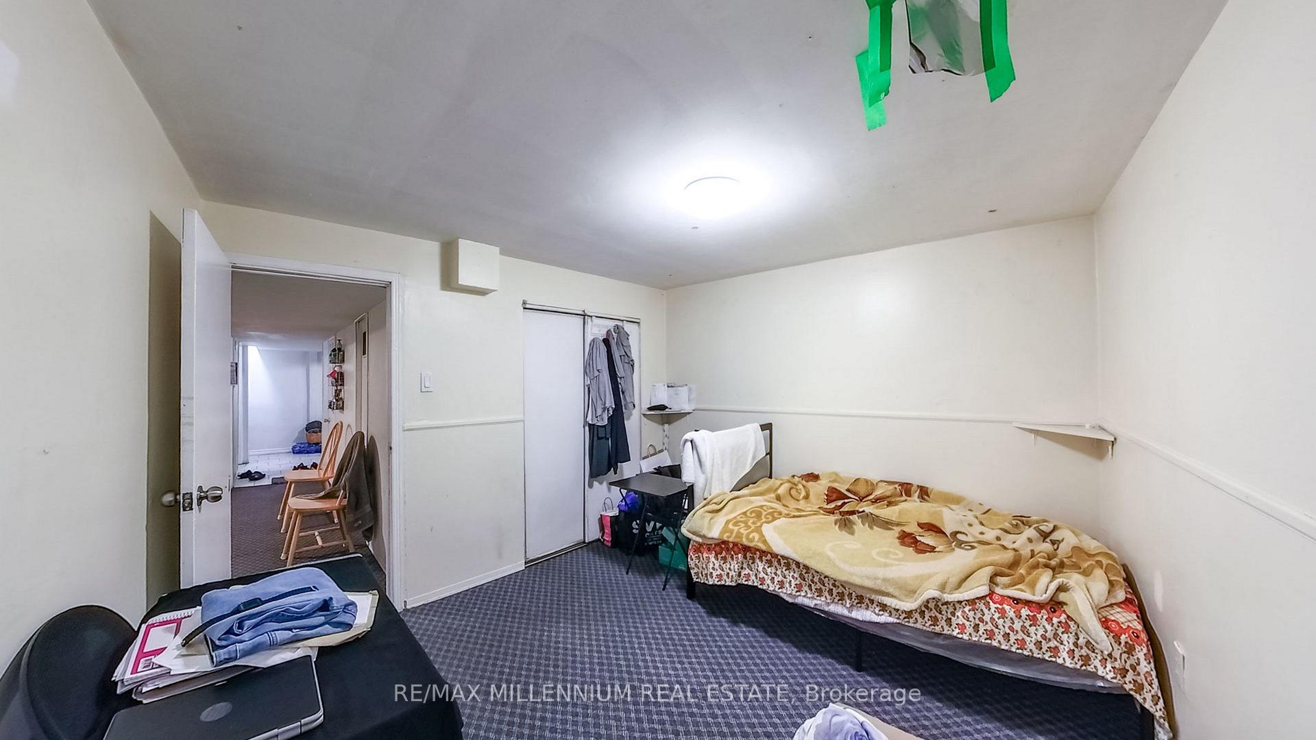 Photo 36 of 651 Shetani Place, Mississauga, Creditview — HOMEH