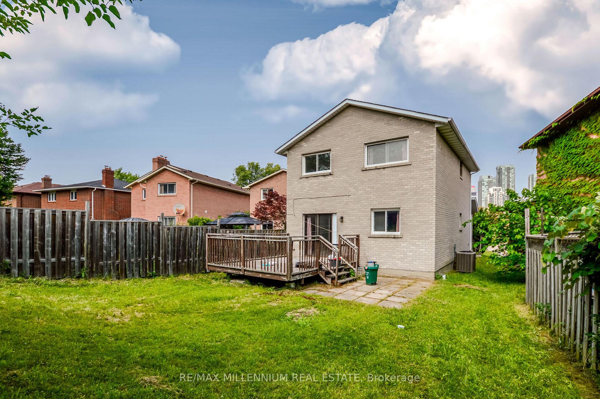 Photo 39 of 651 Shetani Place, Mississauga, Creditview — HOMEH