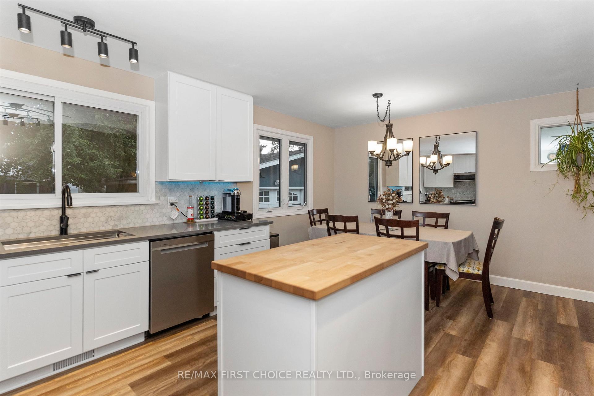 Photo 15 of 600 Ashdale Place, Thunder Bay, Edgewater Park — HOMEH