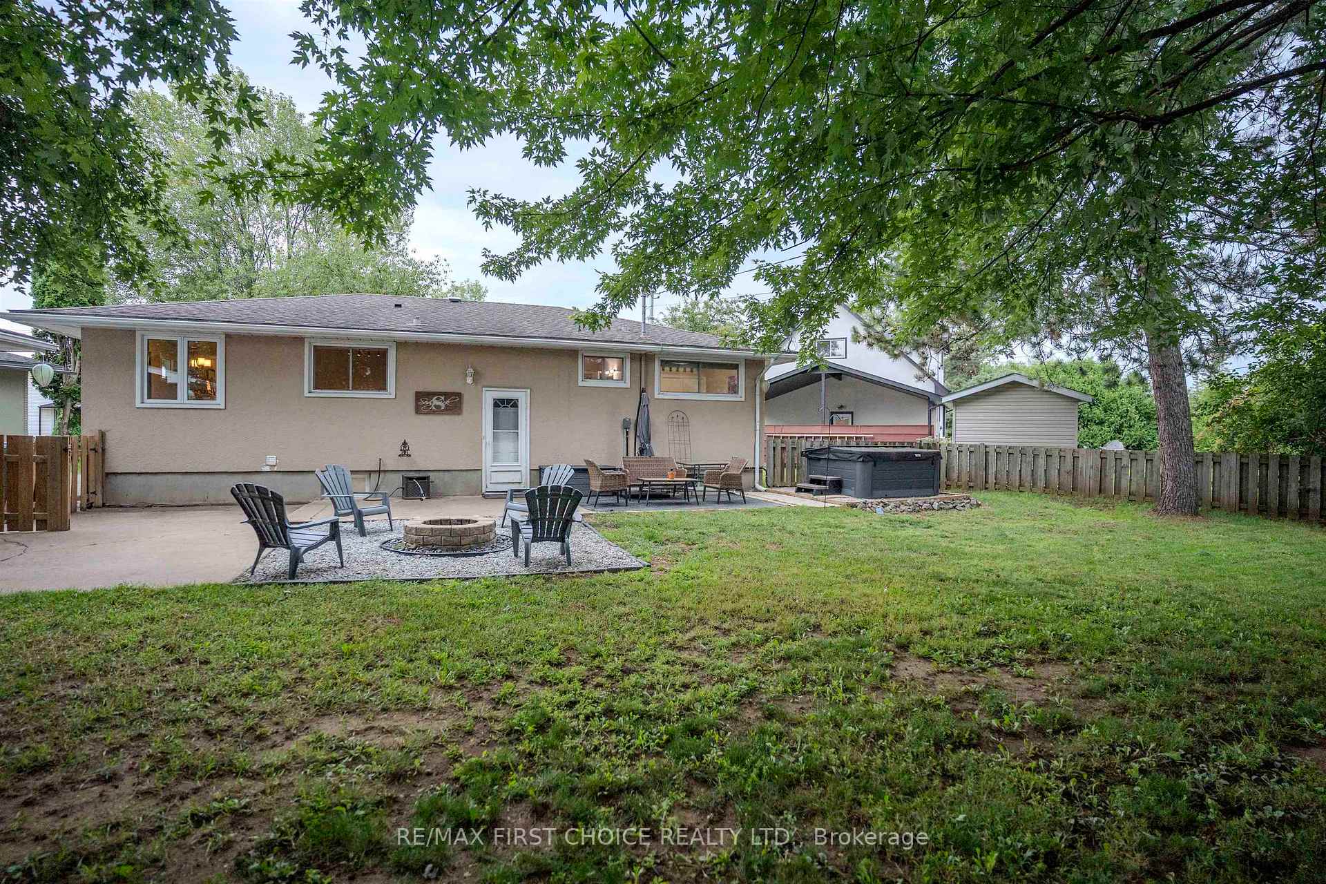 Photo 42 of 600 Ashdale Place, Thunder Bay, Edgewater Park — HOMEH