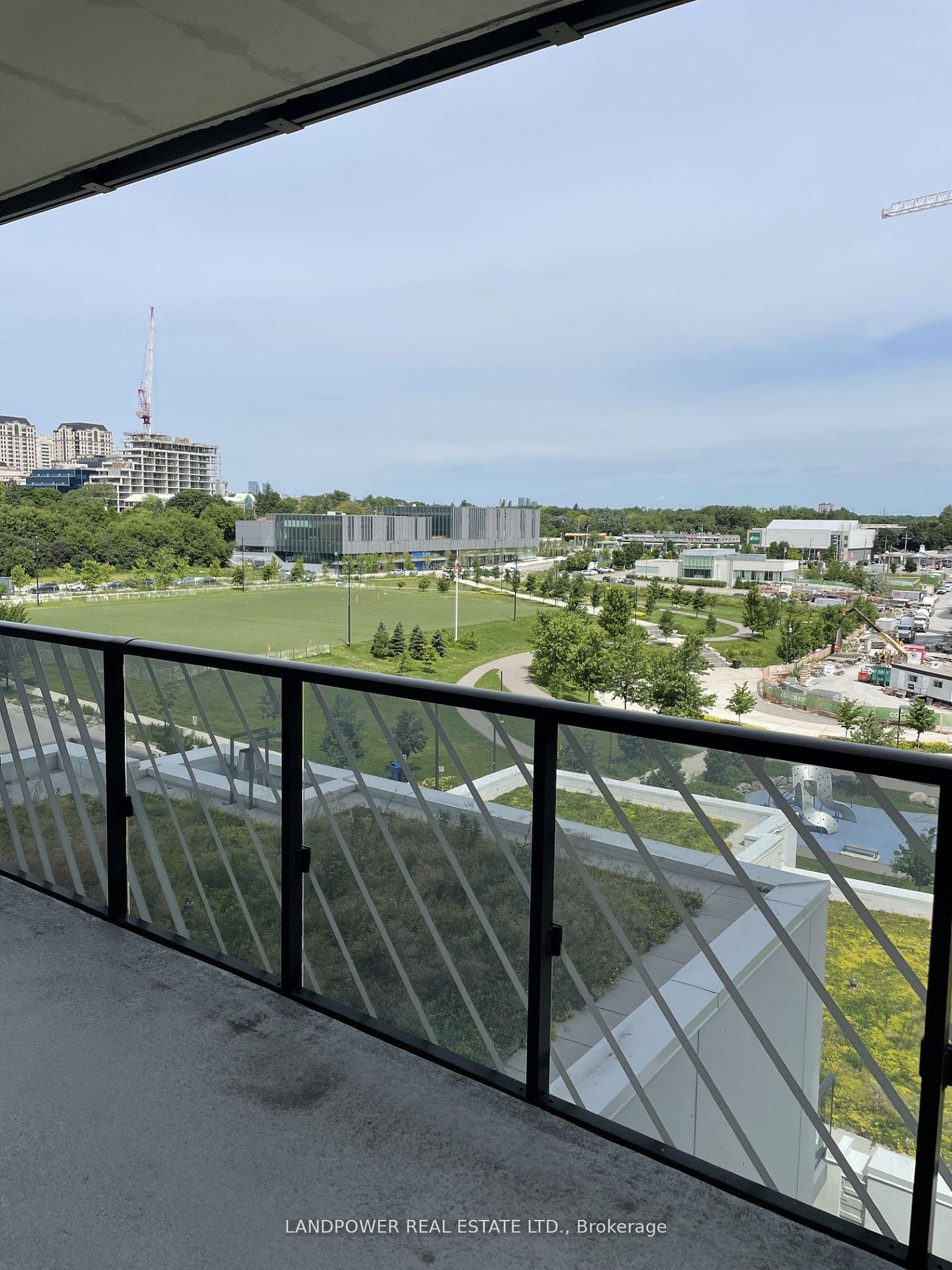 Photo 9 of Unit 810, 85 McMahon Drive, North York, Bayview Village — HOMEH