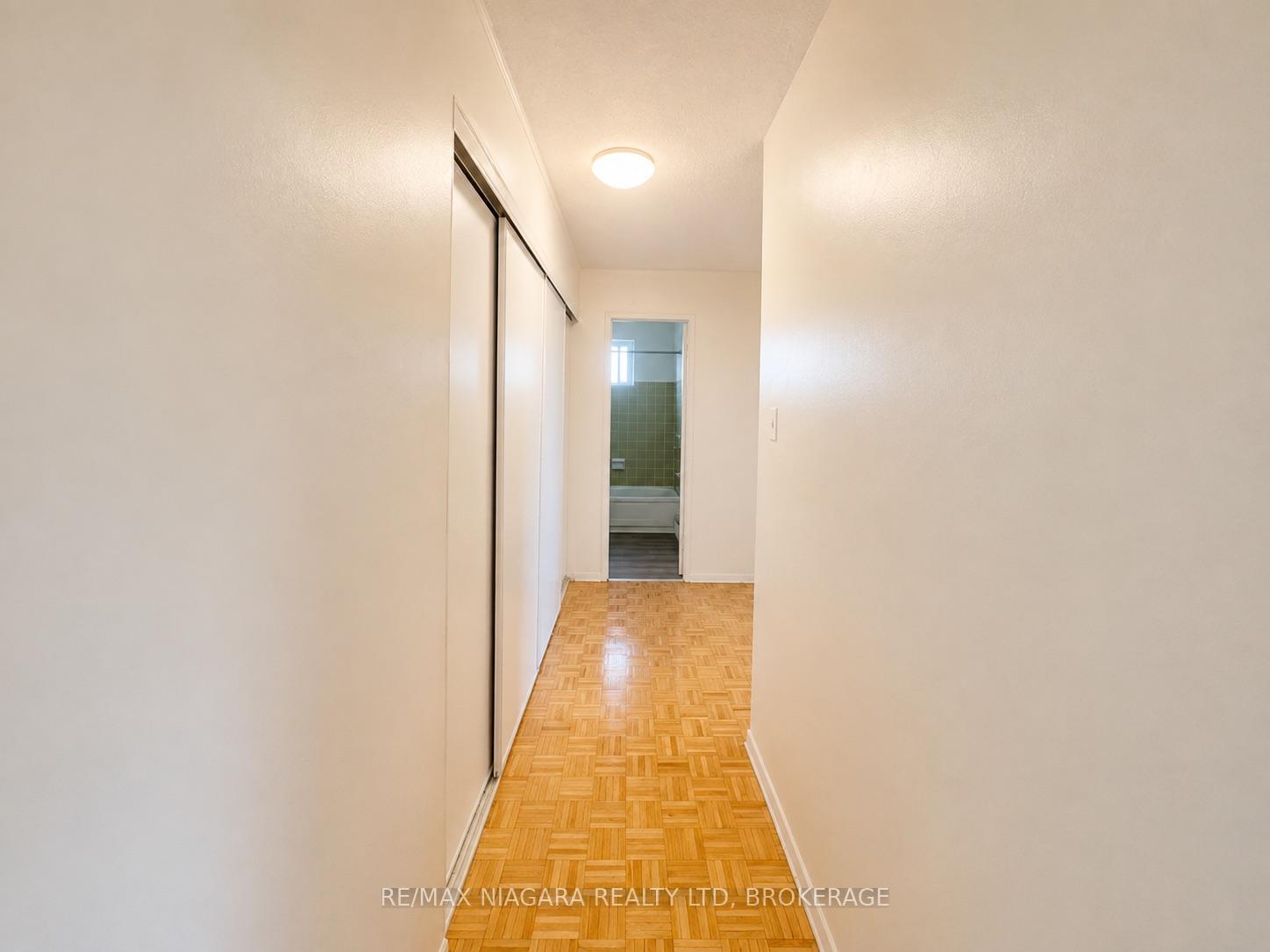 Photo 2 of Unit 609, 550 King Street, Midland — HOMEH