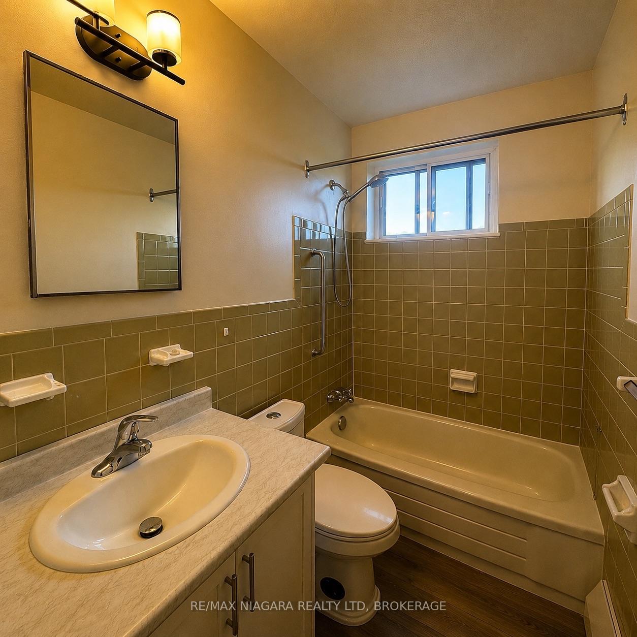 Photo 3 of Unit 609, 550 King Street, Midland — HOMEH