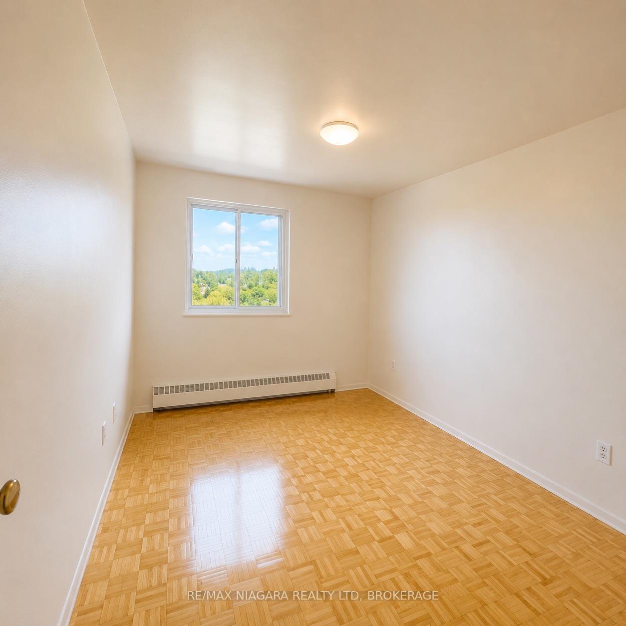 Photo 5 of Unit 609, 550 King Street, Midland — HOMEH