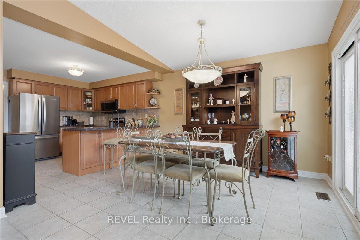 Photo 18 of 4819 Bloomburg Drive, Mississauga, Churchill Meadows — HOMEH
