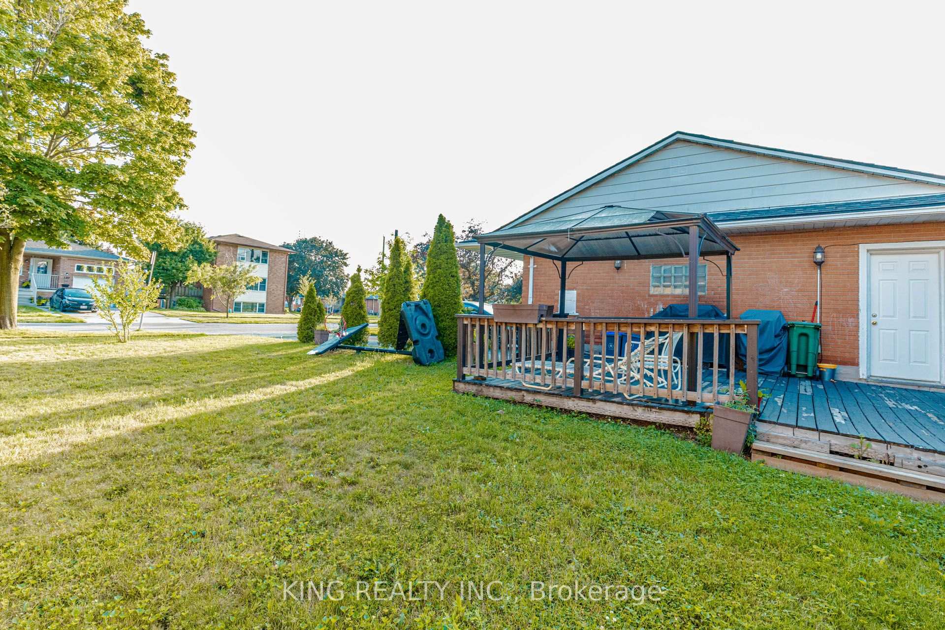 Photo 14 of Unit Upper, 392 Greenfield Avenue, Kitchener, Vanier - Kitchener — HOMEH