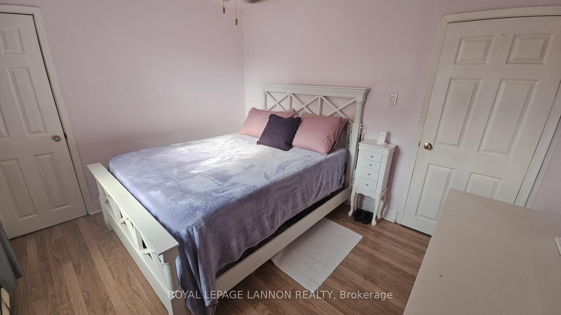 Photo 7 of 606 Kingsway, Thunder Bay, Hyde Park — HOMEH