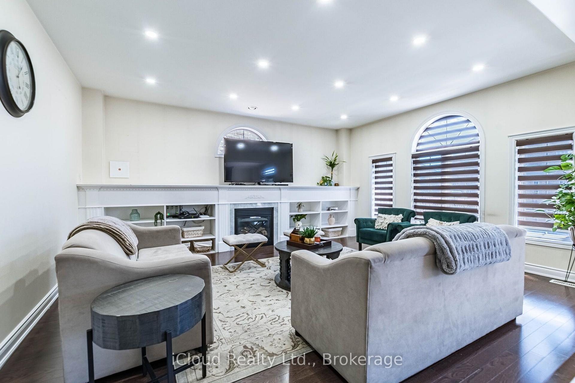 Photo 10 of 14 Solstice Street, Brampton, Bram East — HOMEH