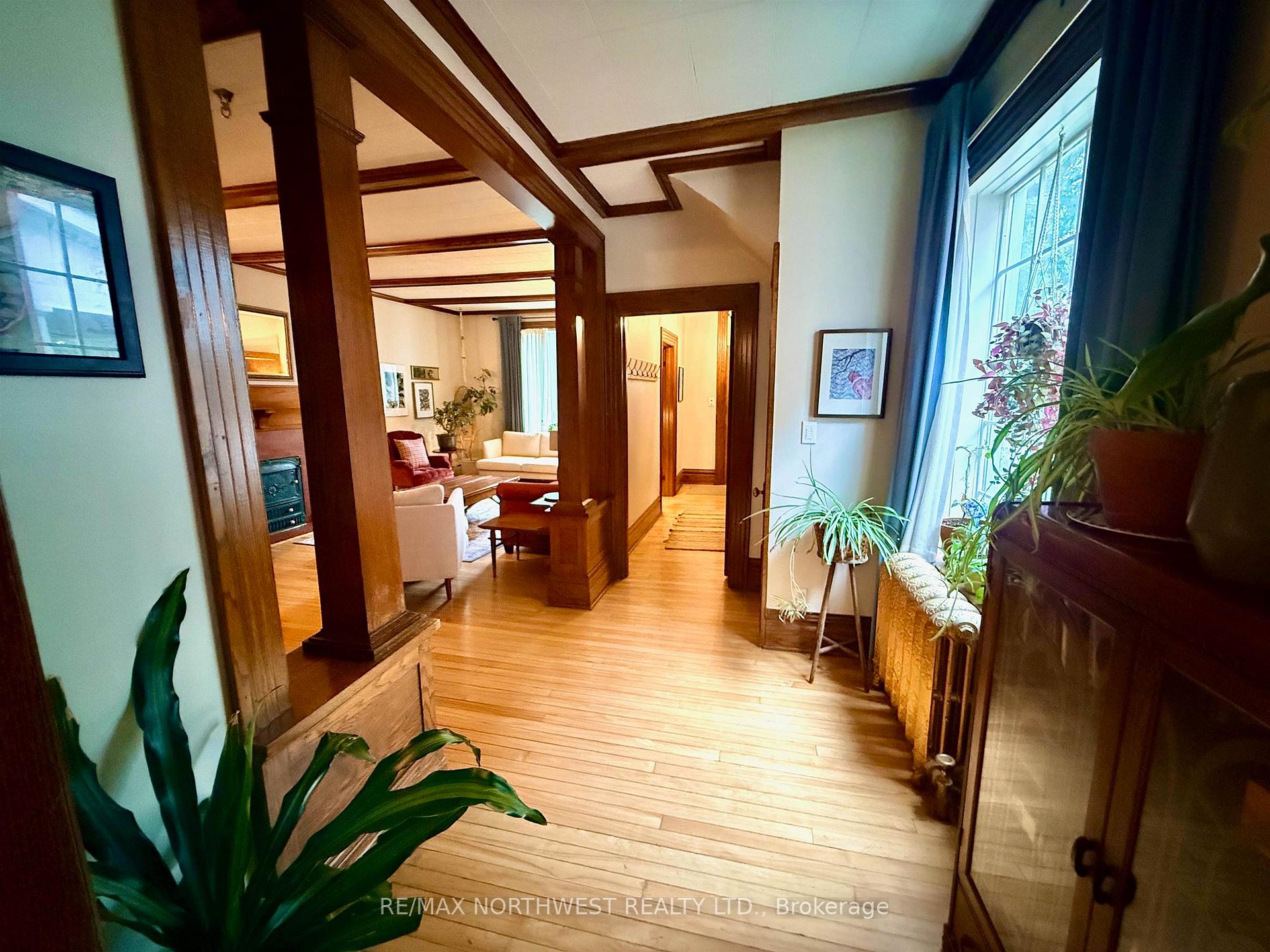 Photo 3 of 324 Third St S, Kenora, Downtown — HOMEH