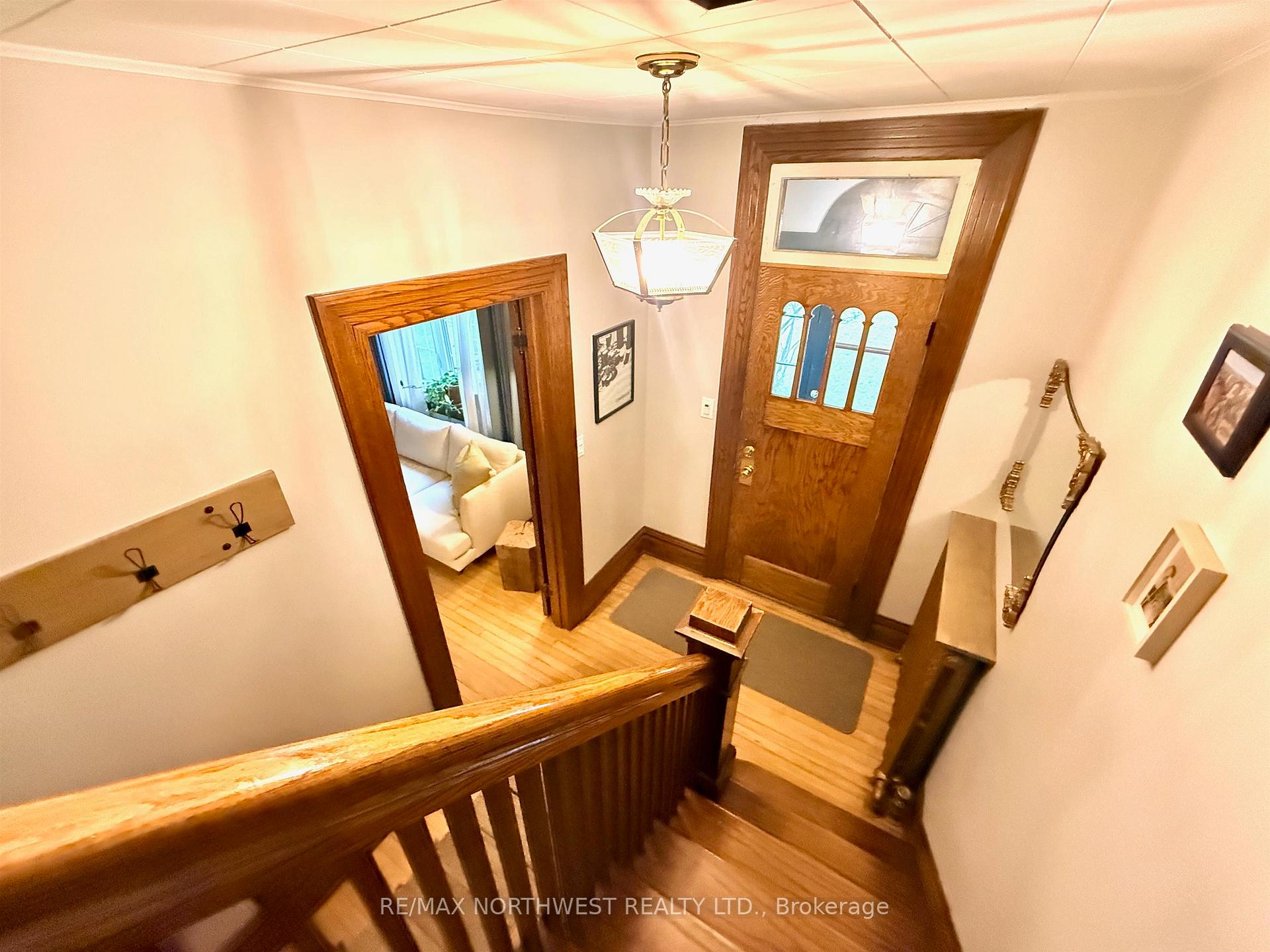 Photo 11 of 324 Third St S, Kenora, Downtown — HOMEH