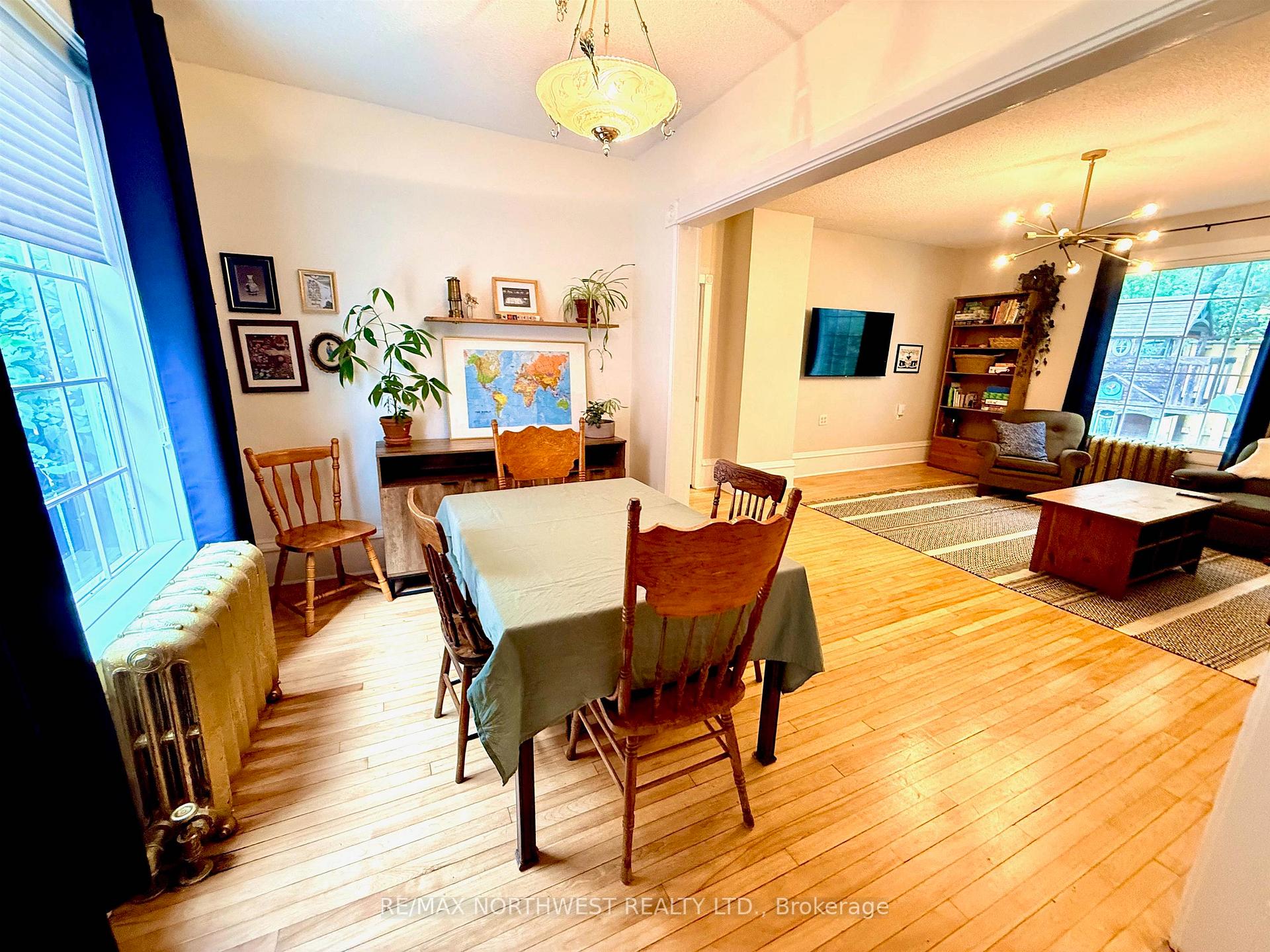 Photo 16 of 324 Third St S, Kenora, Downtown — HOMEH