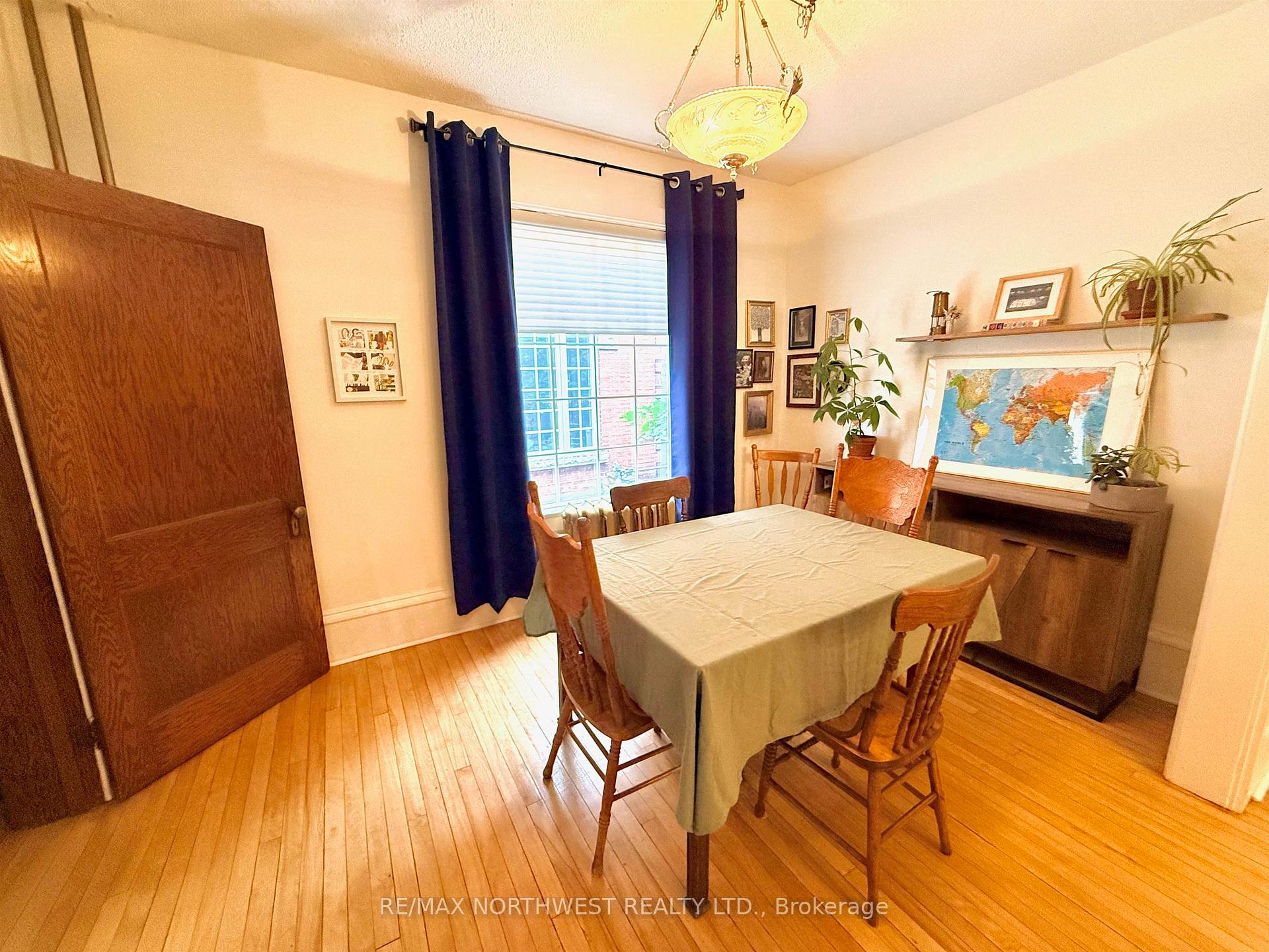Photo 17 of 324 Third St S, Kenora, Downtown — HOMEH