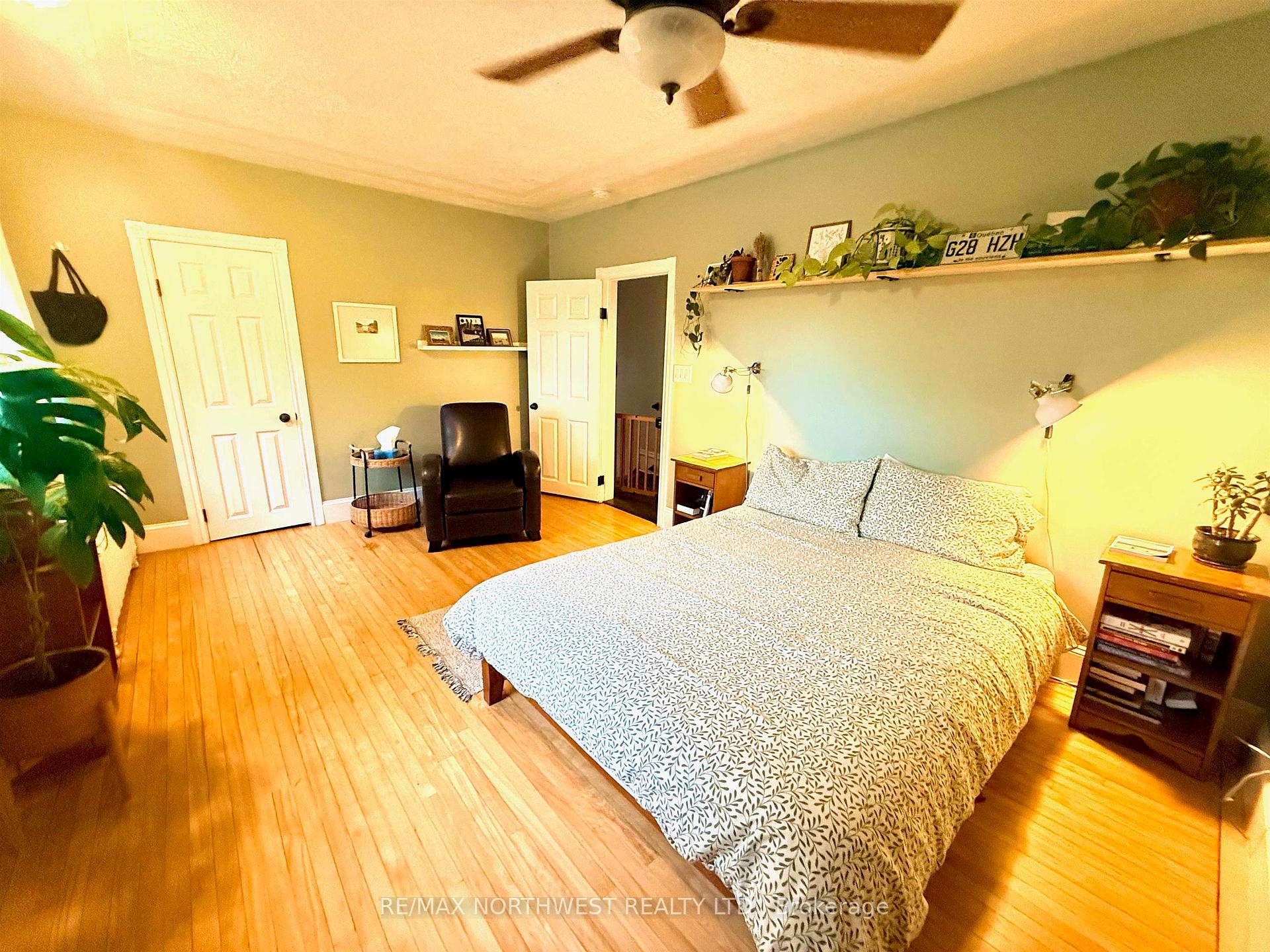 Photo 18 of 324 Third St S, Kenora, Downtown — HOMEH