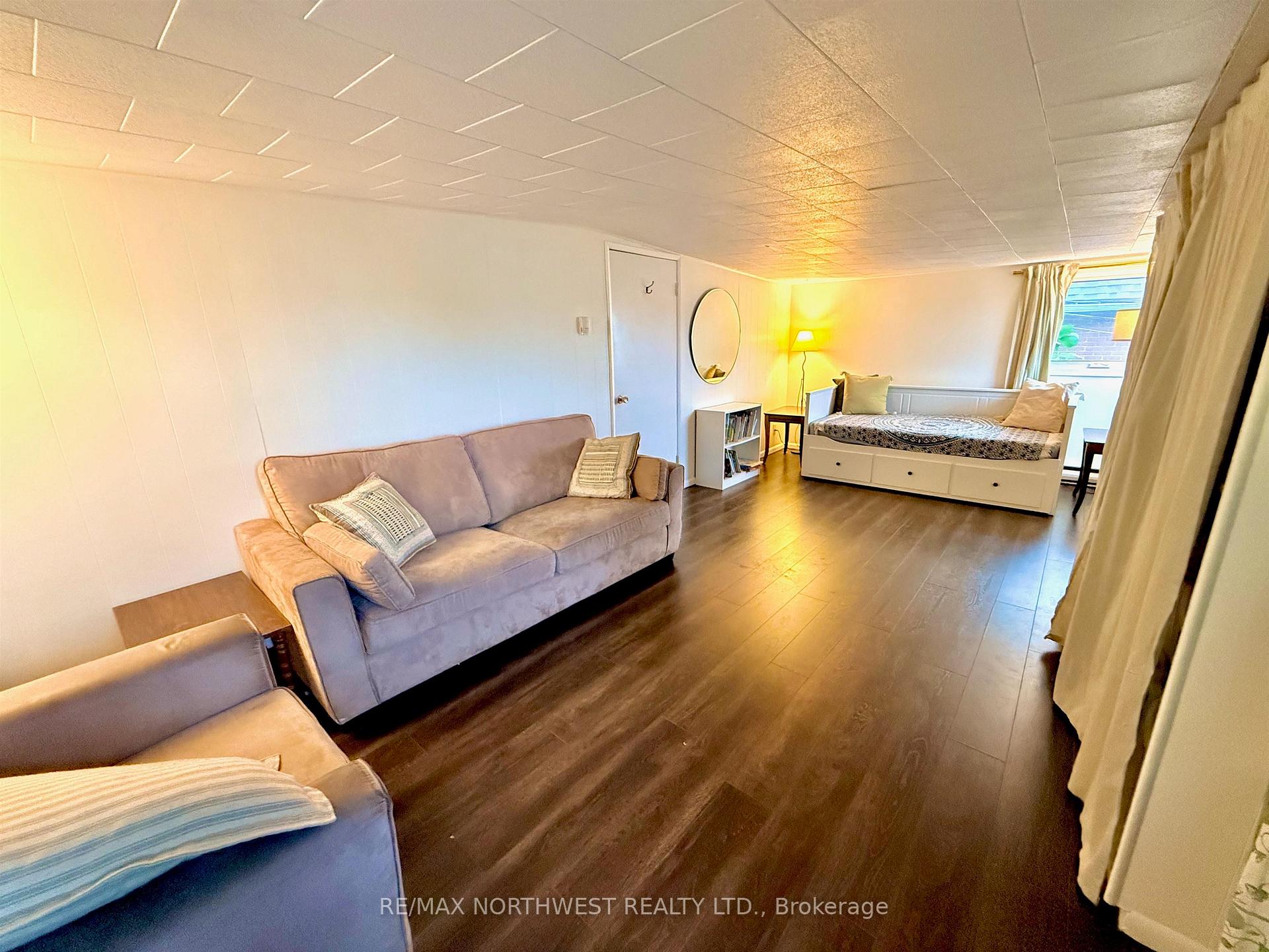 Photo 24 of 324 Third St S, Kenora, Downtown — HOMEH