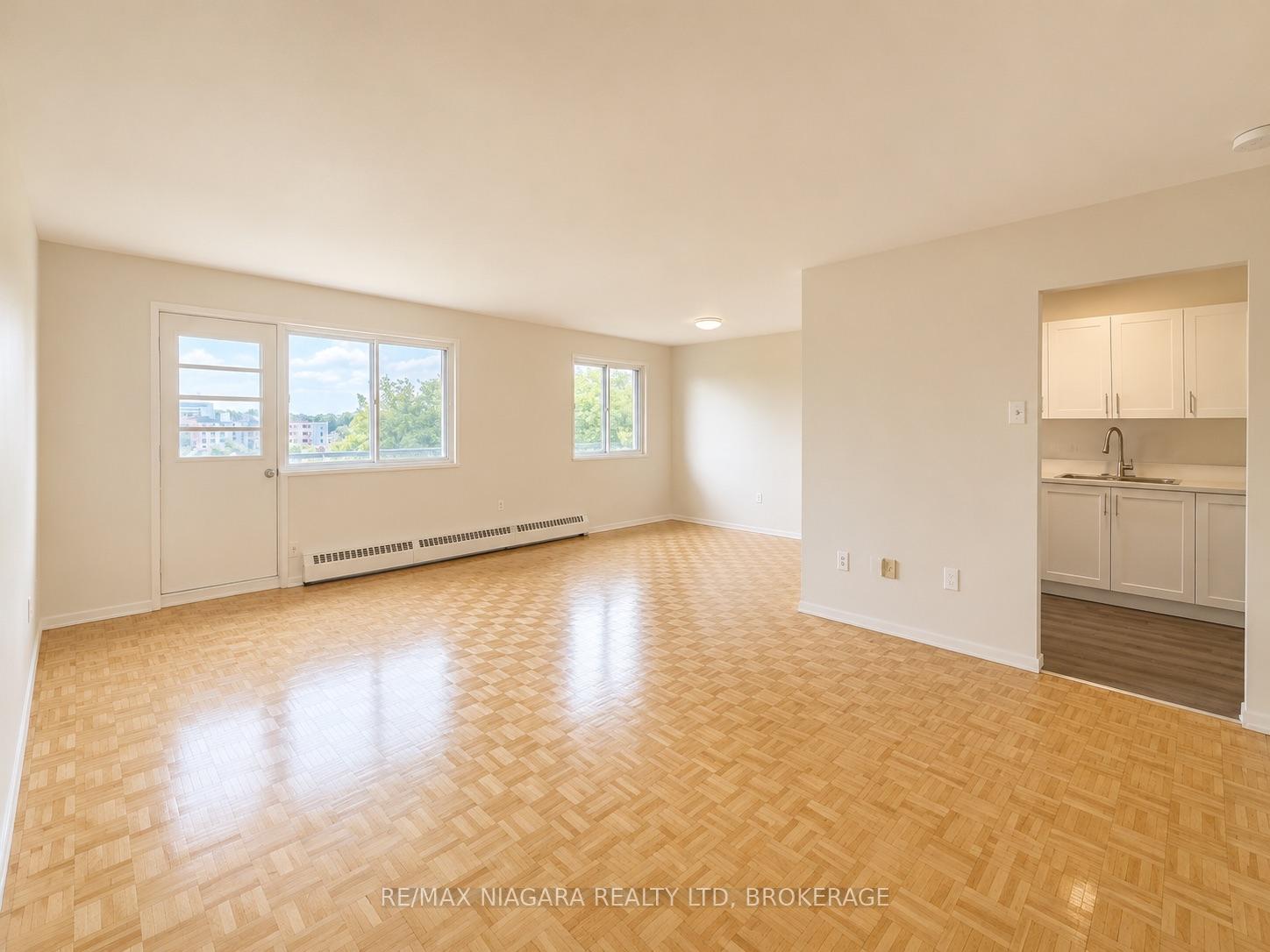 Photo 6 of Unit 503, 550 King Street, Midland — HOMEH