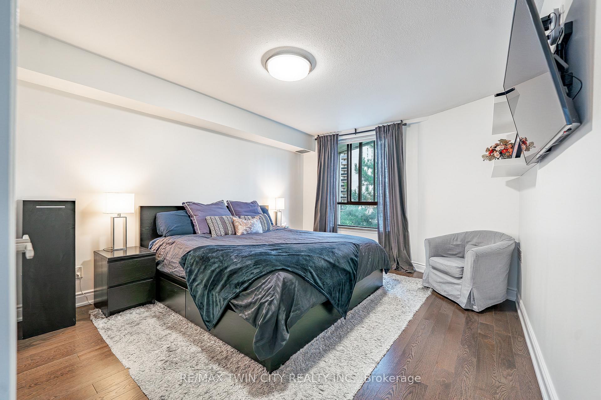 Photo 28 of Unit A32, 288 Mill Road, Etobicoke, Markland Wood — HOMEH