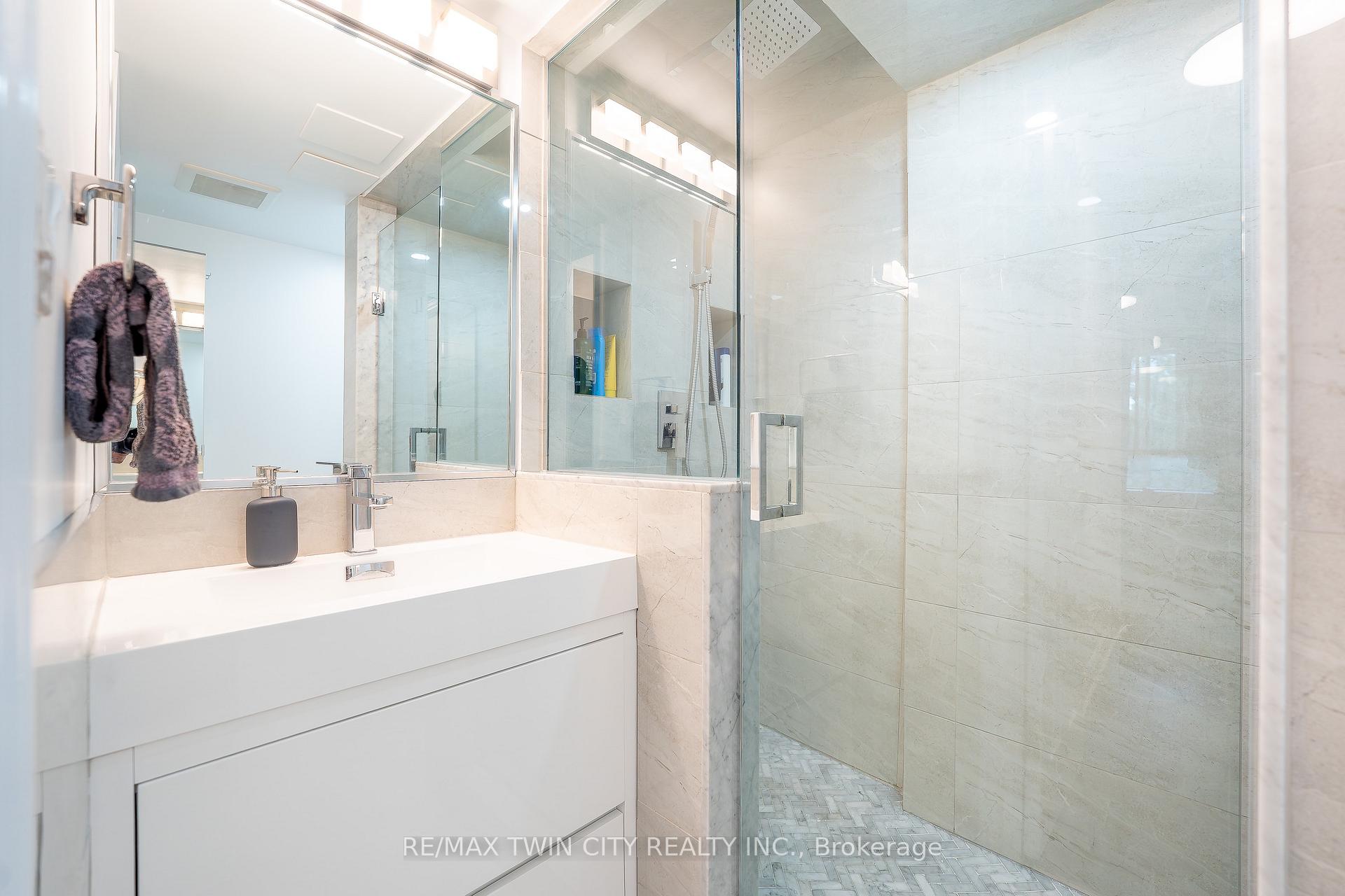 Photo 31 of Unit A32, 288 Mill Road, Etobicoke, Markland Wood — HOMEH