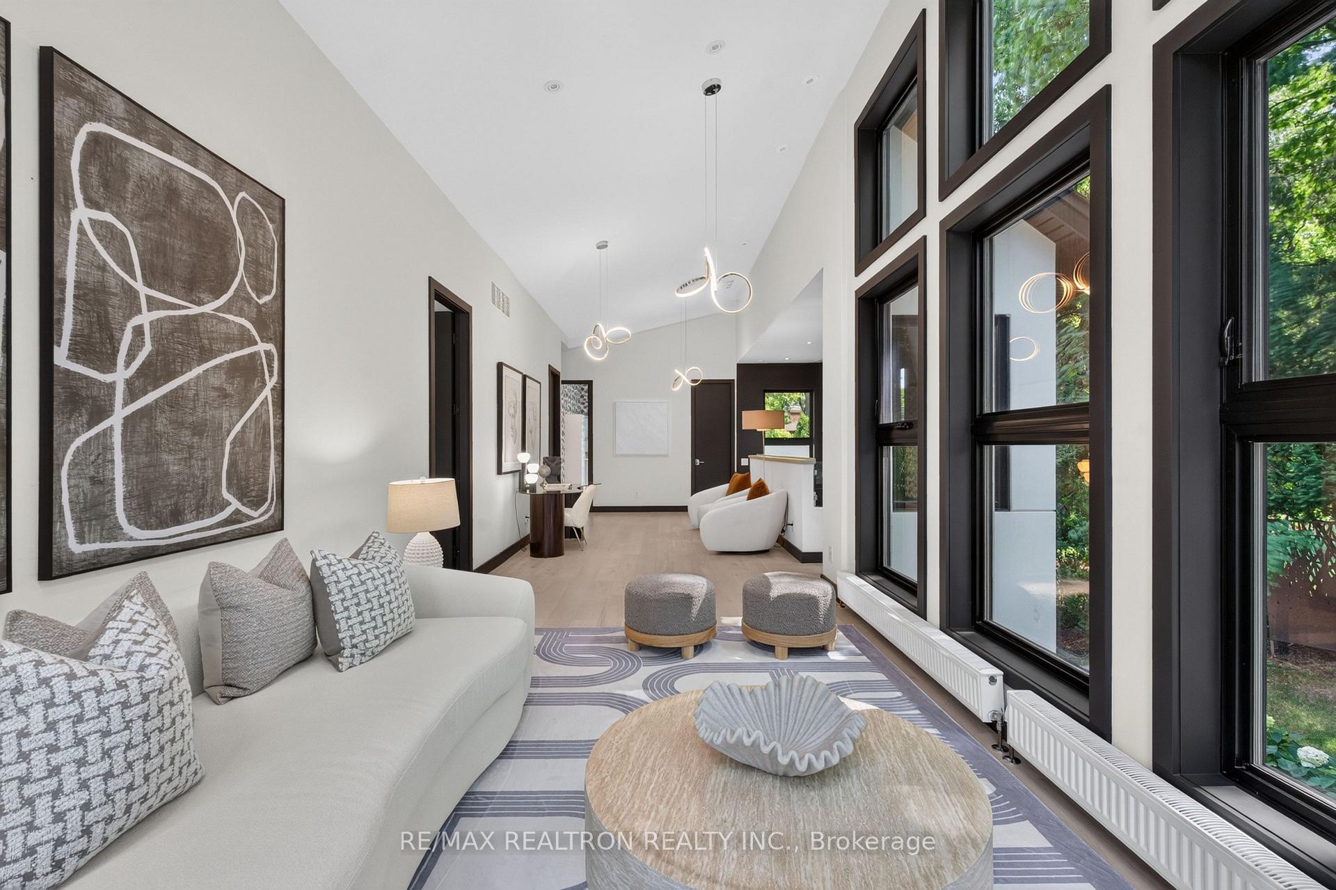 Photo 27 of 8 Breezewood Drive, Etobicoke, Stonegate-Queensway — HOMEH